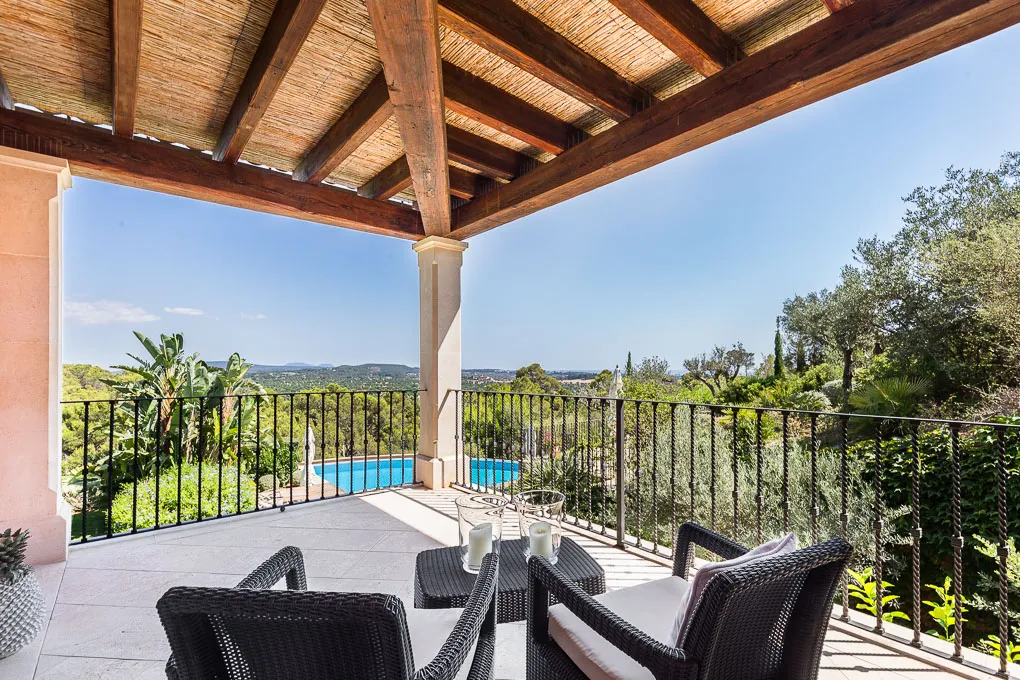 Tu Paraíso Privado: Donde la Elegancia Atemporal se Encuentra con el Lujo Sostenible-14