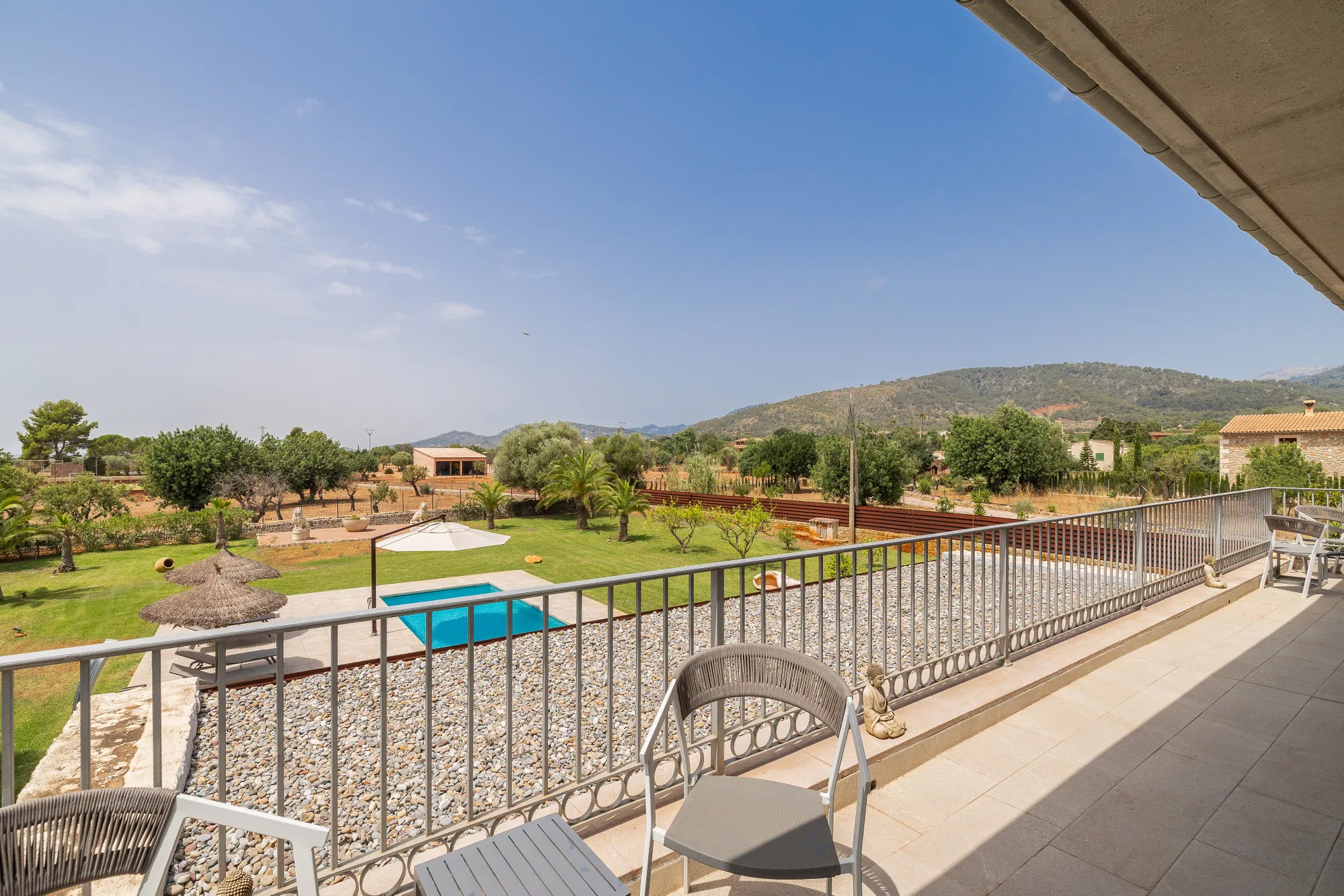 Elegant villa with ETV license, pool, and mountain views in a peaceful setting-20