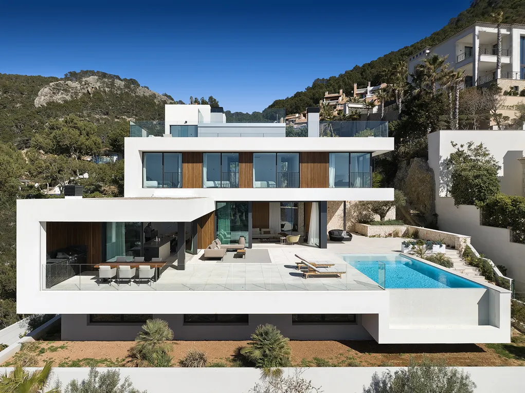 Spectacular new built villa with sea views-13