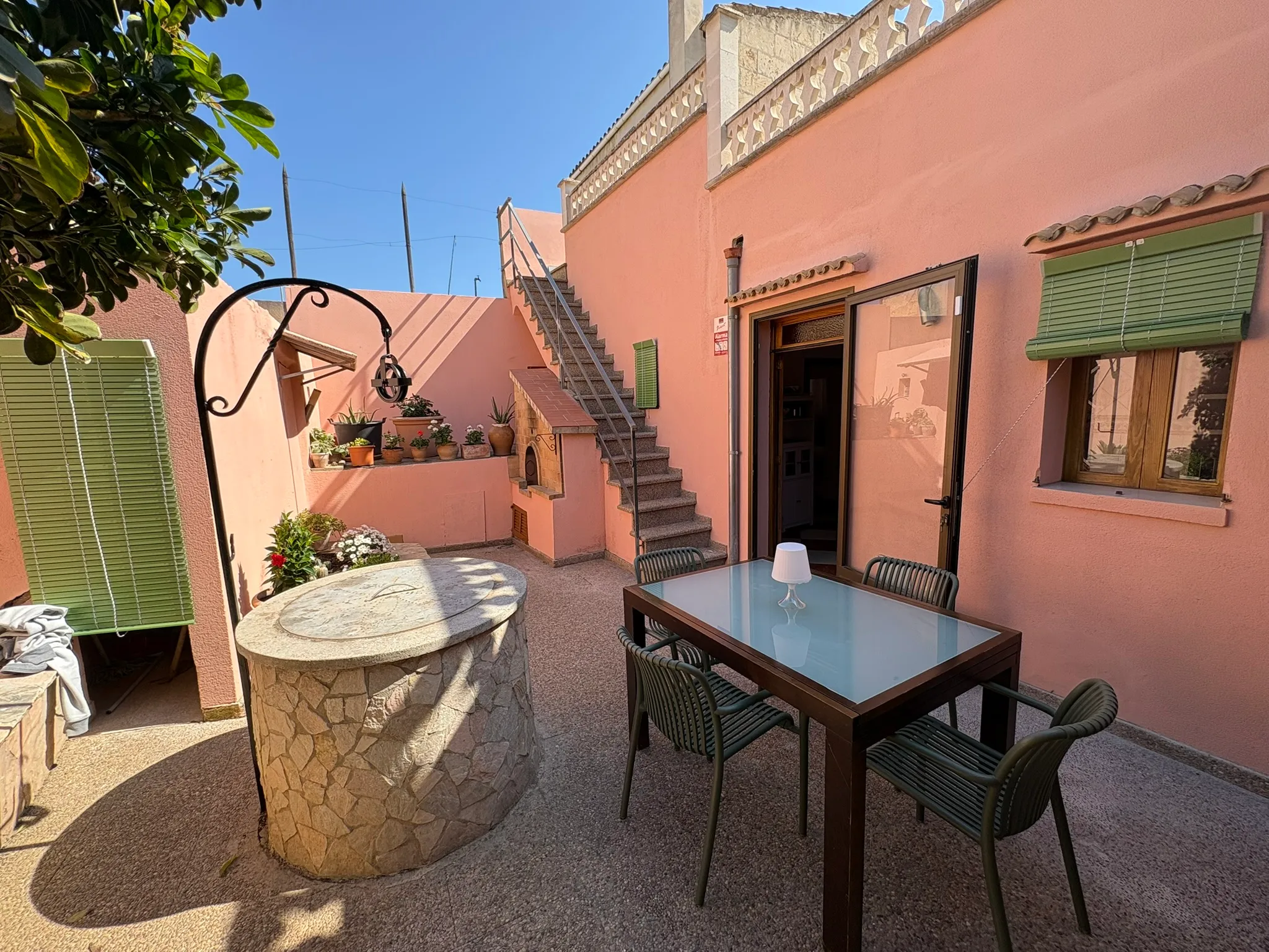 Ayuntamiento en el centro de Ariany-12