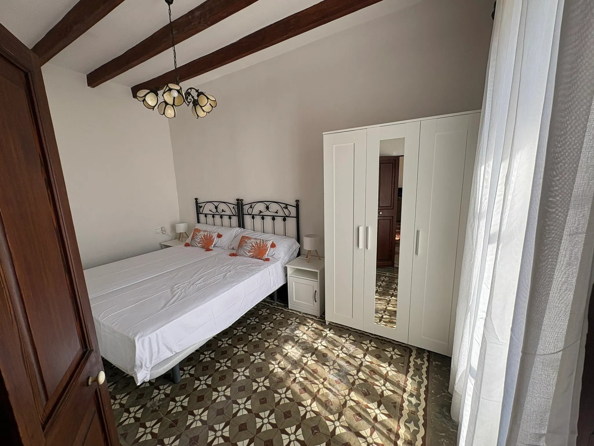 Ayuntamiento en el centro de Ariany-6