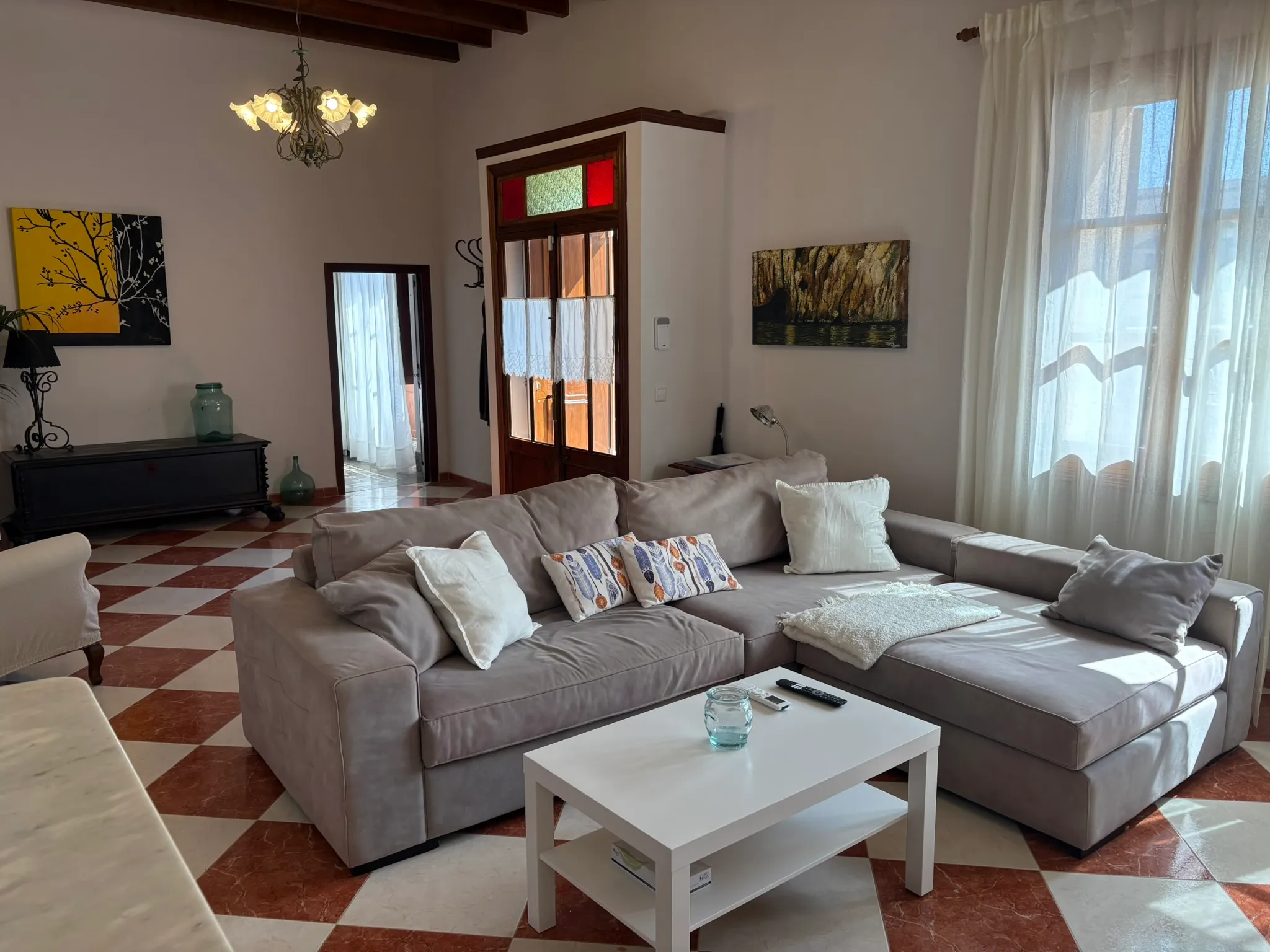 Ayuntamiento en el centro de Ariany-4