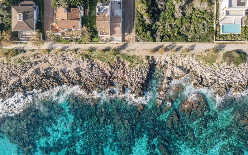 Exclusivo terreno edificable en primera línea de mar en Sa Pedruscada