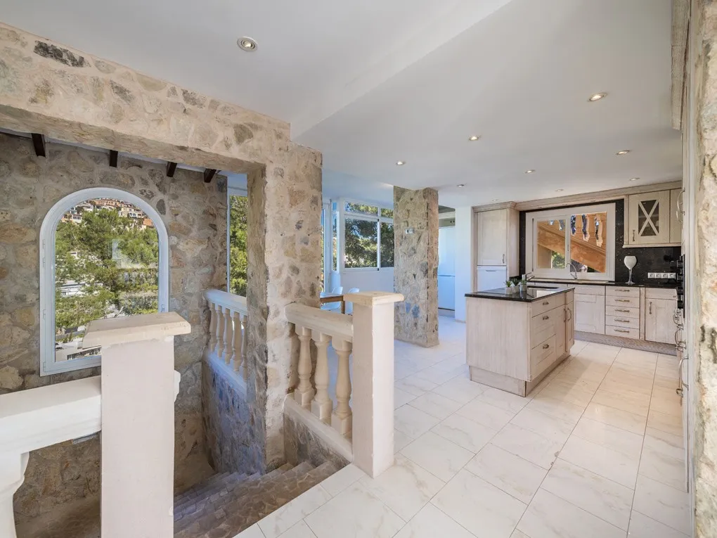 Sea-view villa in Costa d'en Blanes-7