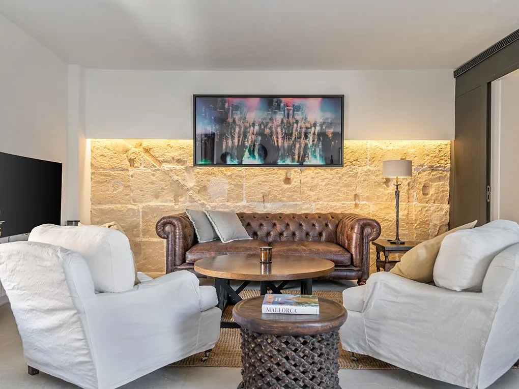 A unique duplex penthouse with spectacular terraces and cathedral views-6