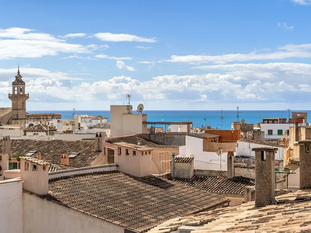 A unique duplex penthouse with spectacular terraces and cathedral views-20