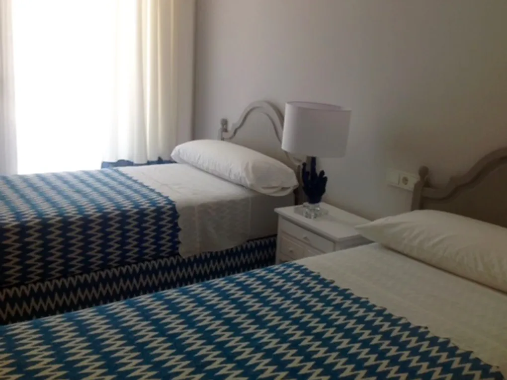 Impressionant apartament prop de la platja-4