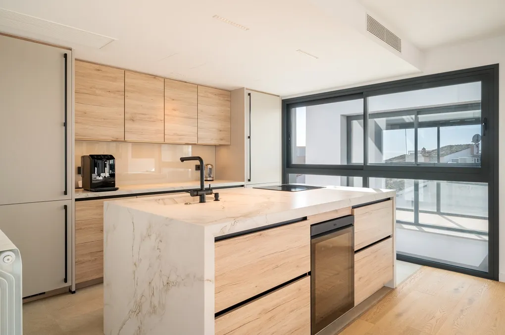 Exclusief duplex op toplocatie met uitzicht op zee-3