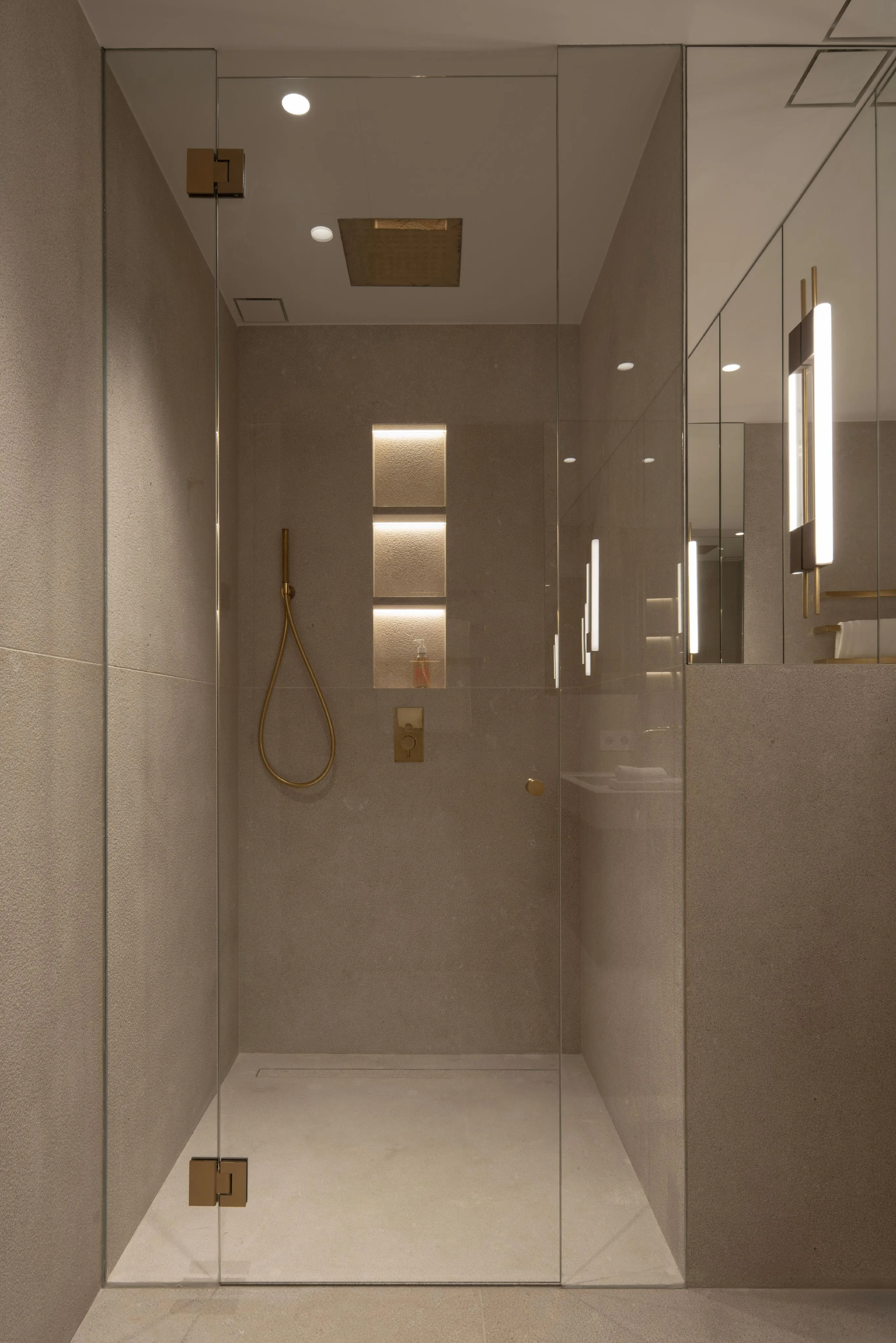 Ny havudsigtsvilla med udsigt fra Palma til Palmanova-12