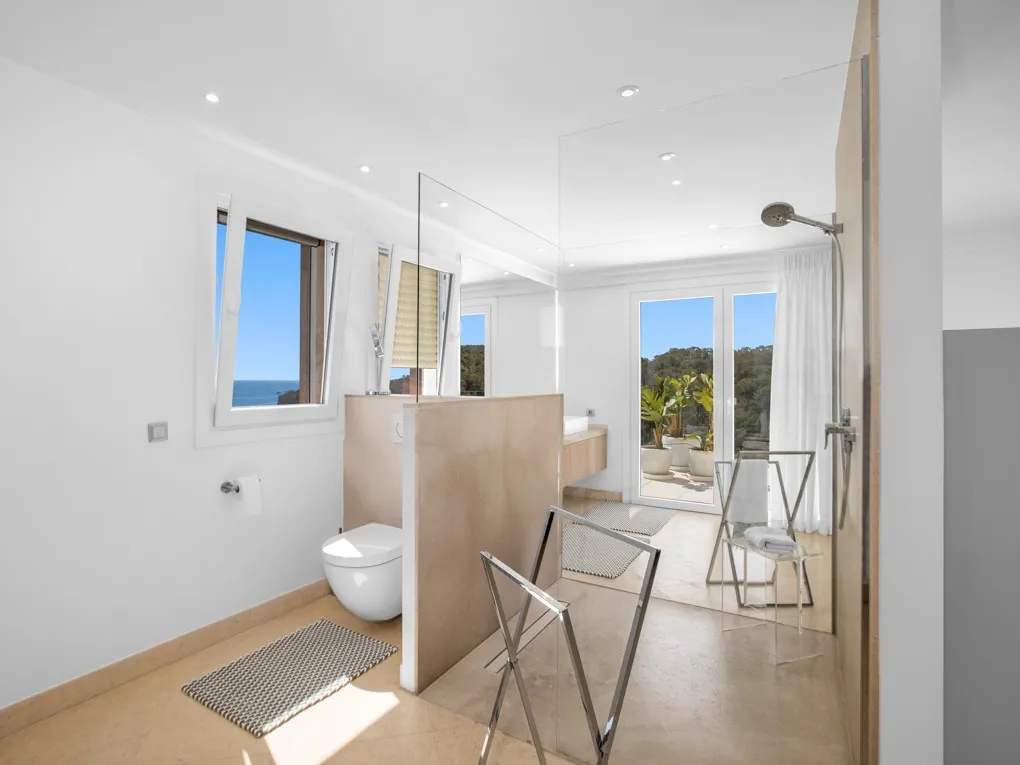 Espectacular villa con vistas al mar y cerca de la playa de Portals Vells-12