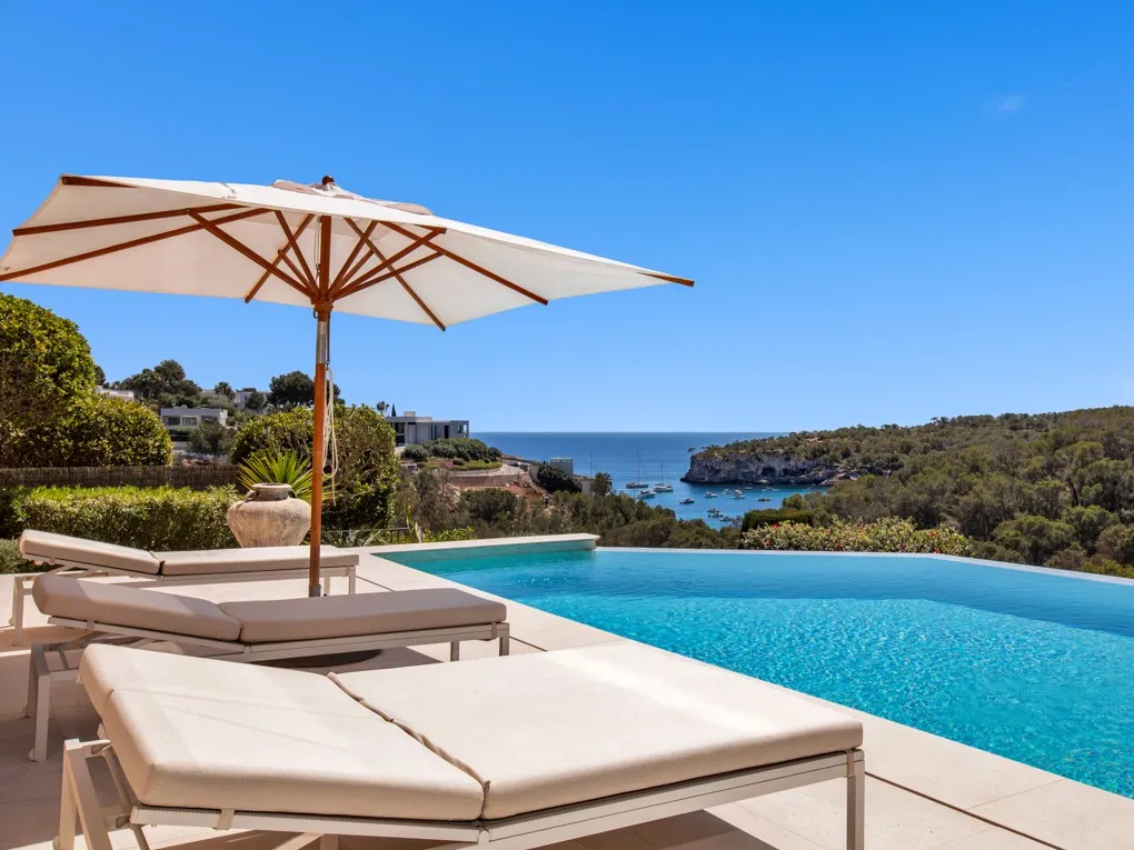 Espectacular villa con vistas al mar y cerca de la playa de Portals Vells-1