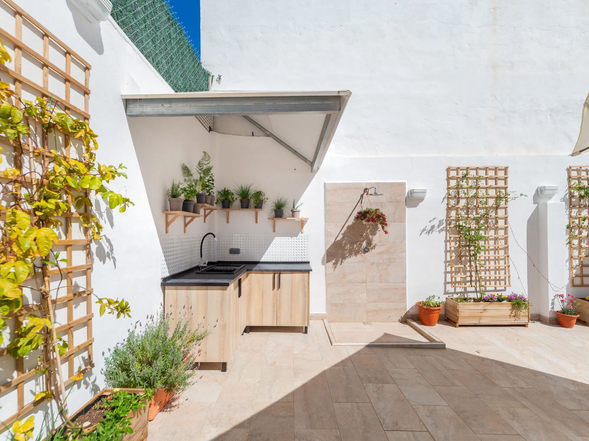 Exclusiva casa reformada con encanto Histórico en Santa Catalina-13