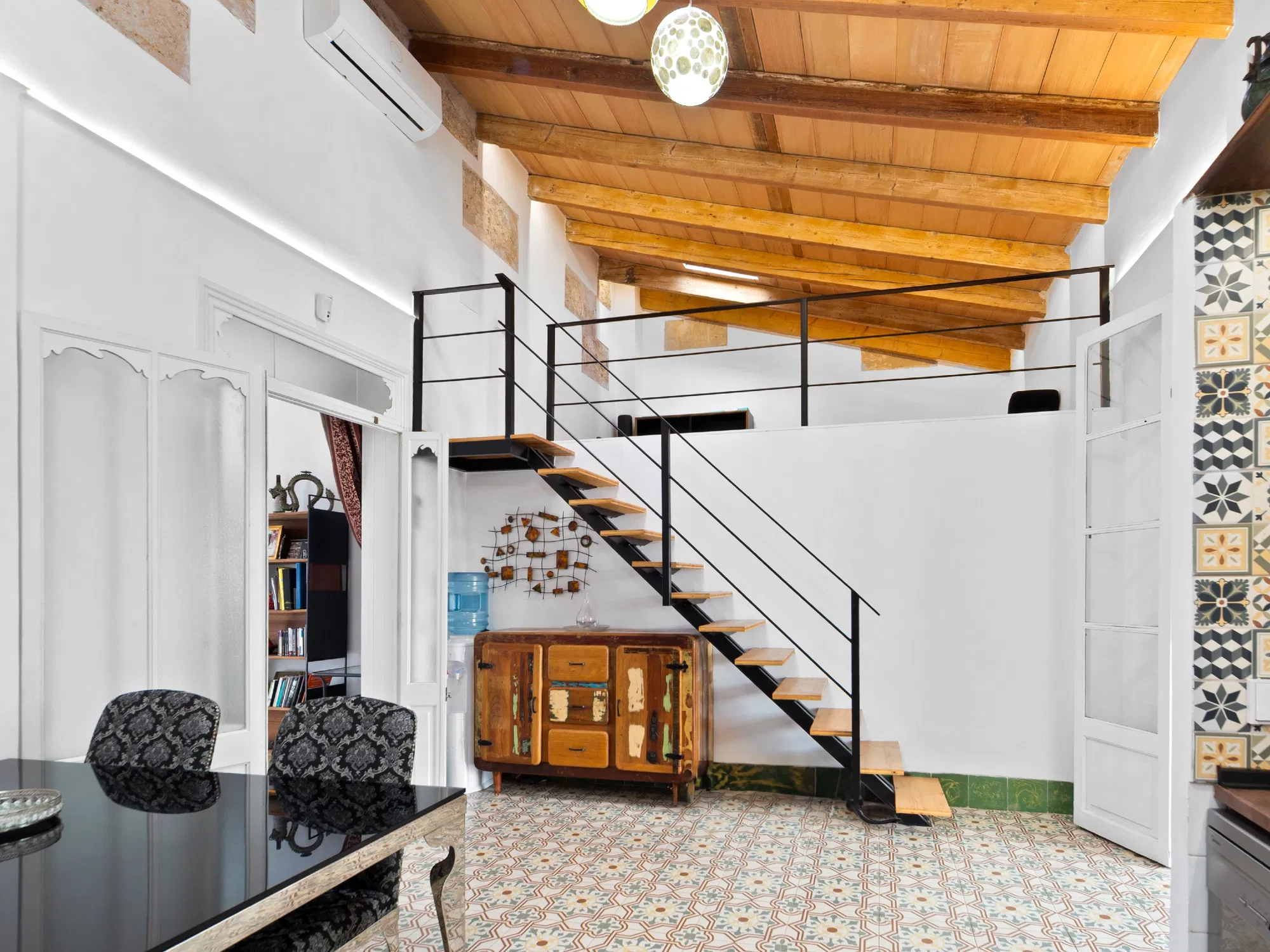 Exclusiva casa reformada con encanto Histórico en Santa Catalina-5