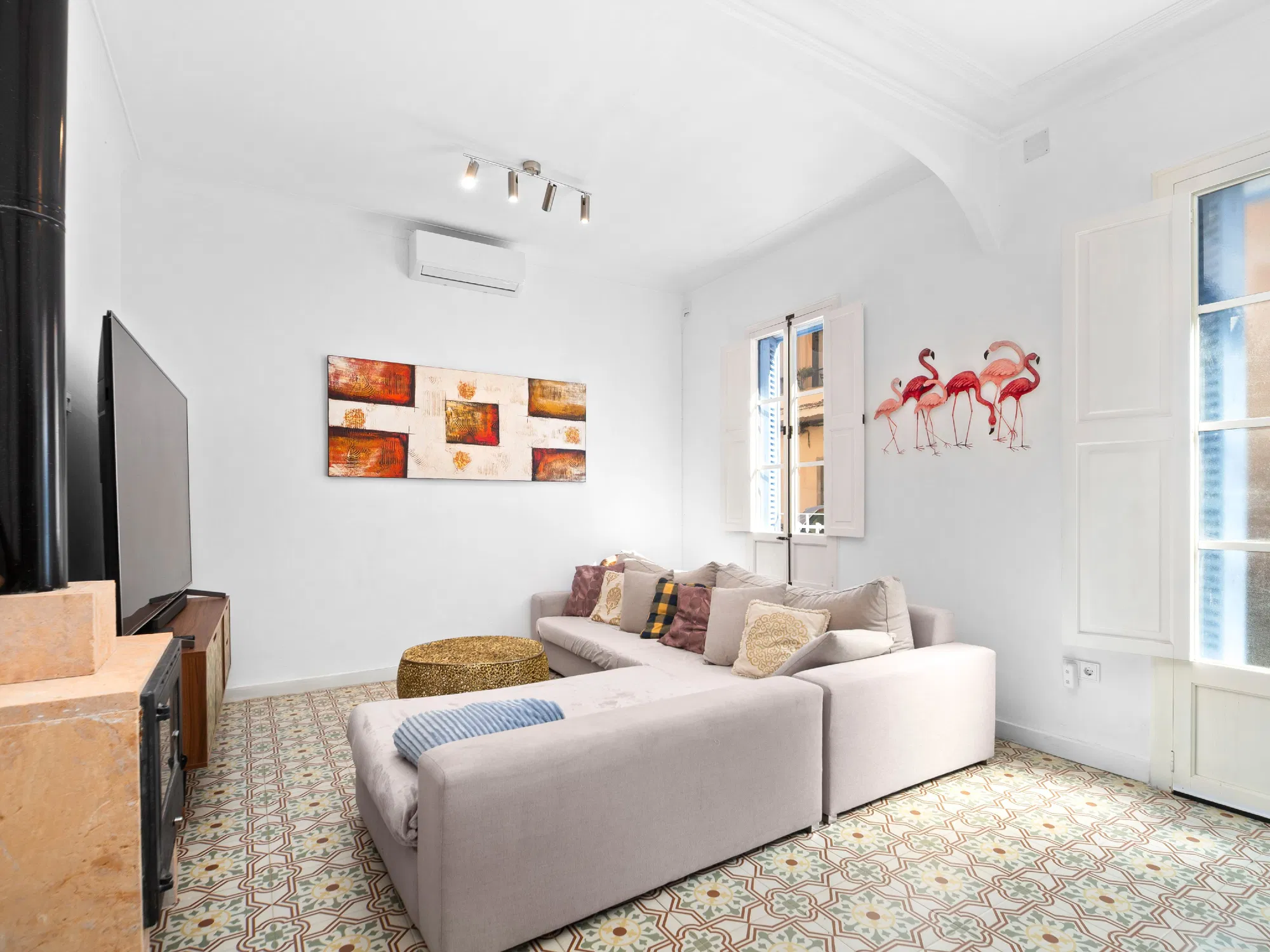 Exclusiva casa reformada con encanto Histórico en Santa Catalina-8