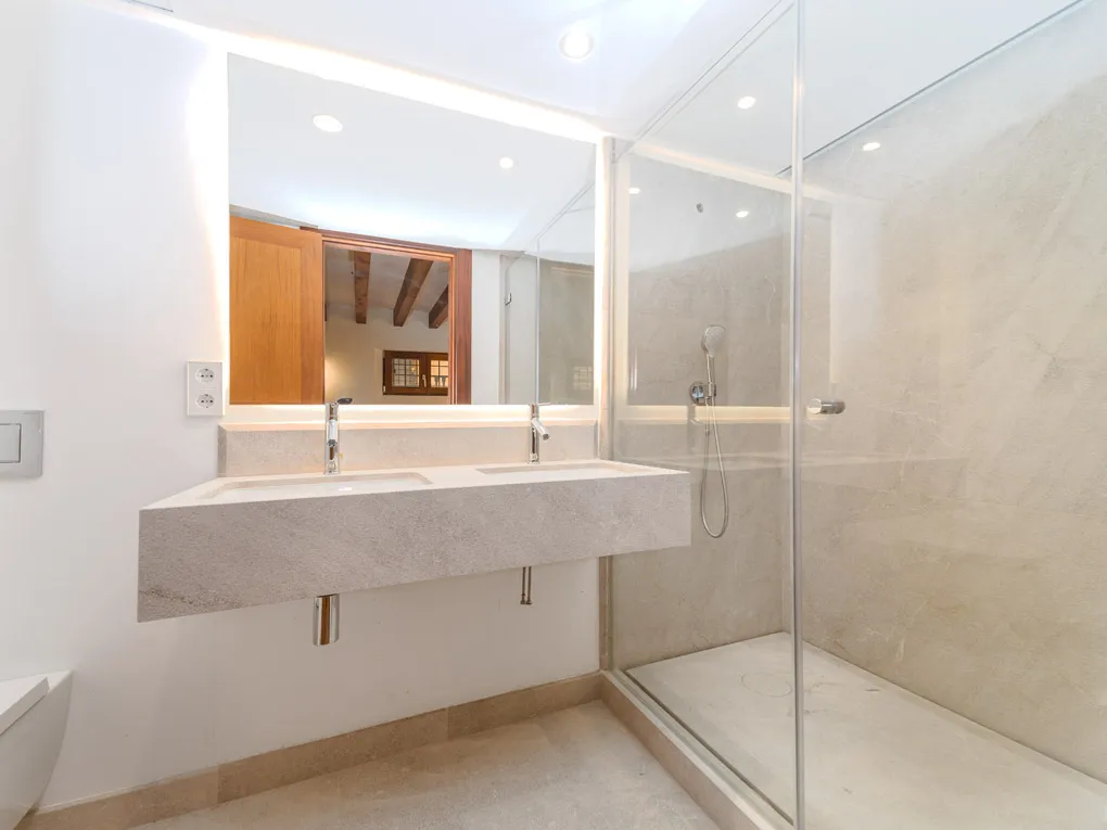 Apartament dúplex amb aparcament en un edifici historic en zona exclusiva, Palma-9