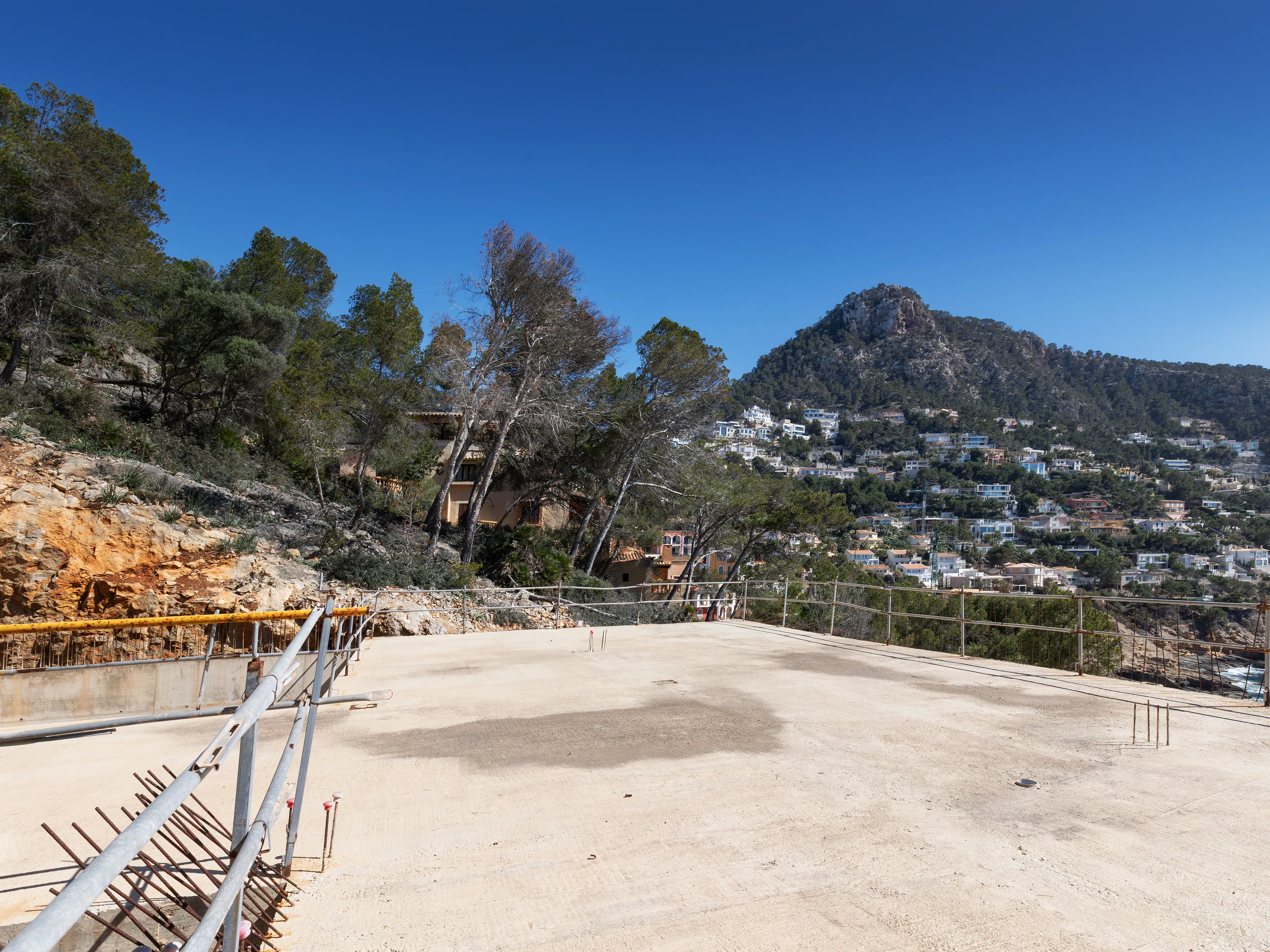 Building plot with structural shell and sea views in Cala Llamp-7