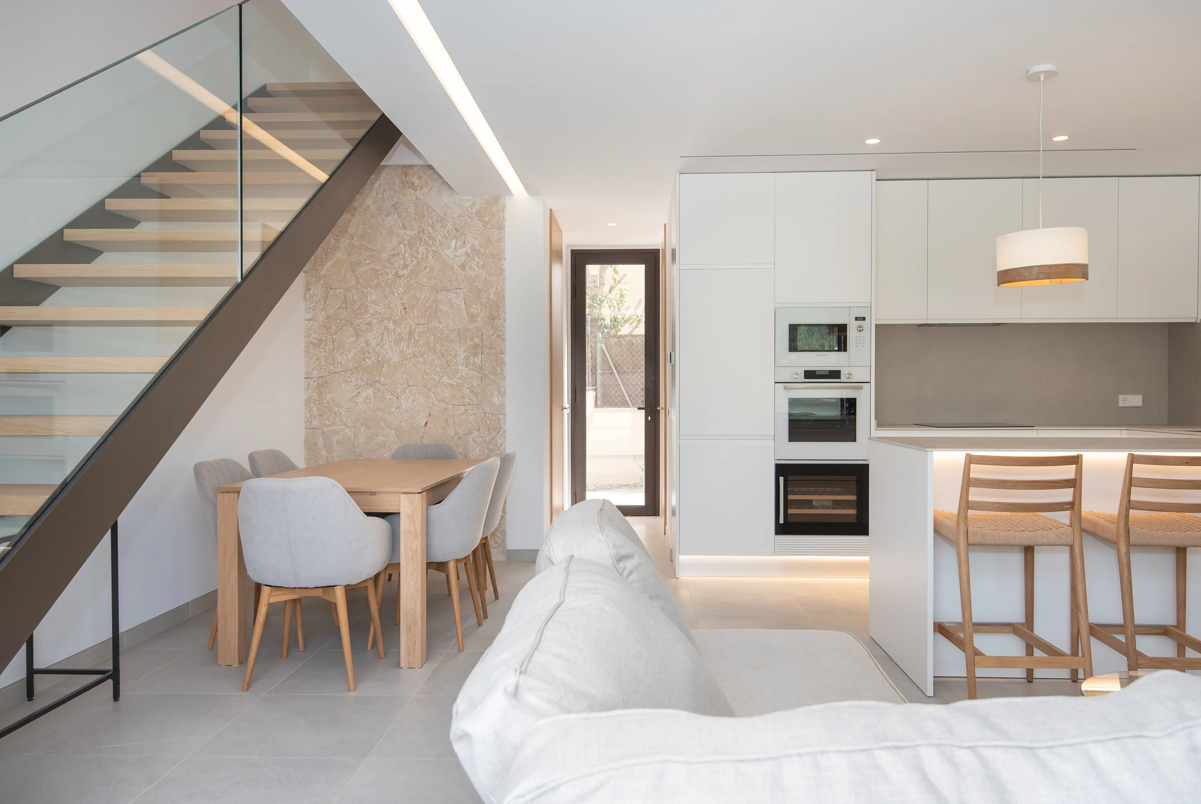 Spektakulärt nybyggt radhus i S'Estanyol-8