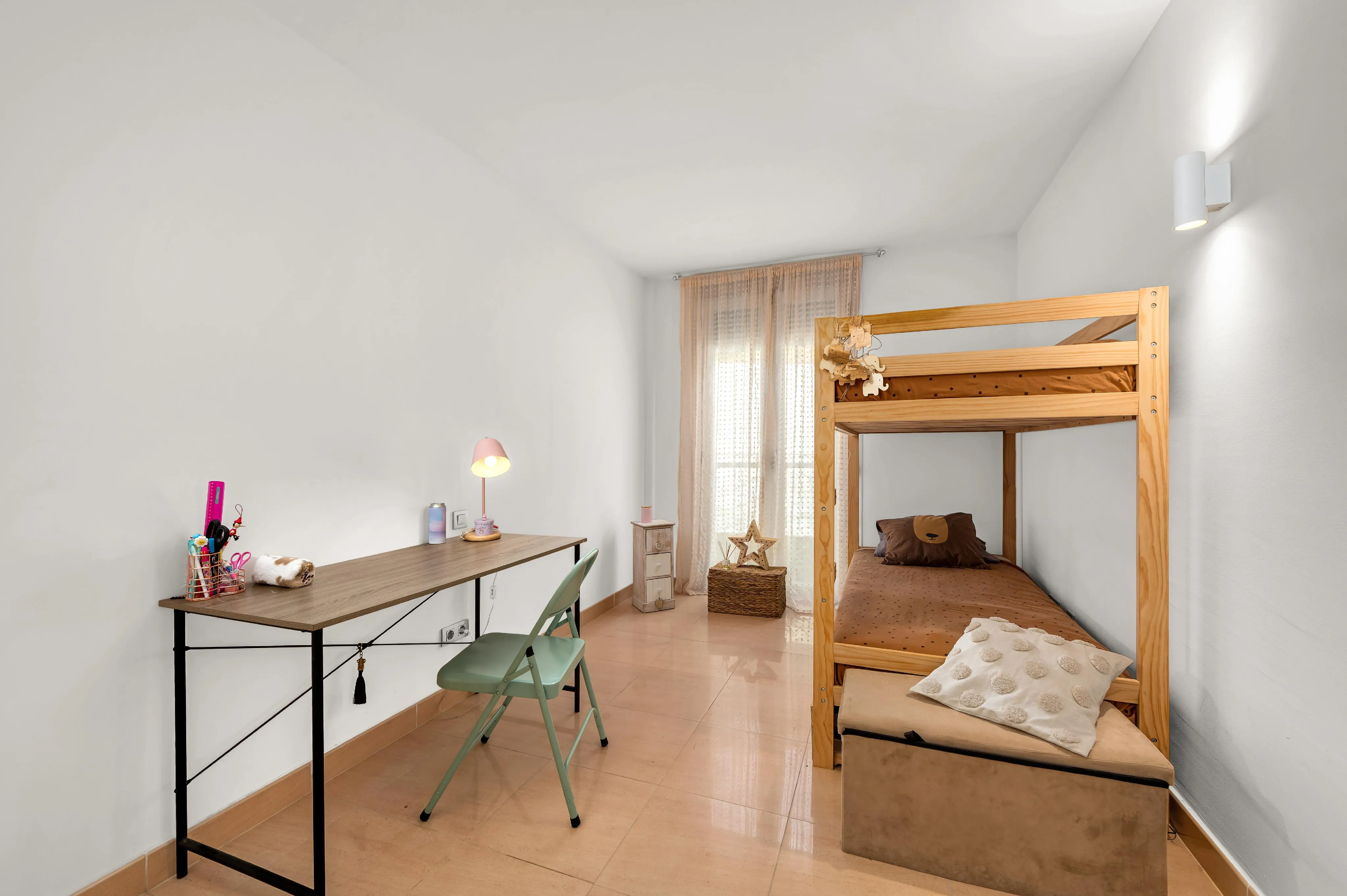 Ático exclusivo con vistas panorámicas al mar y la montaña-9