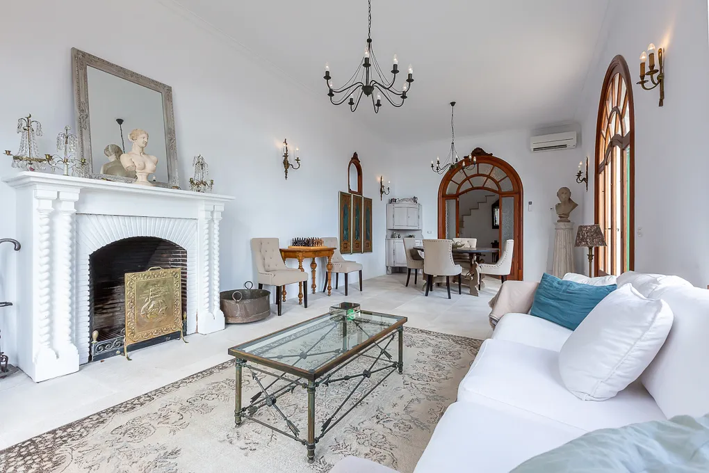 Renovated classic villa-3