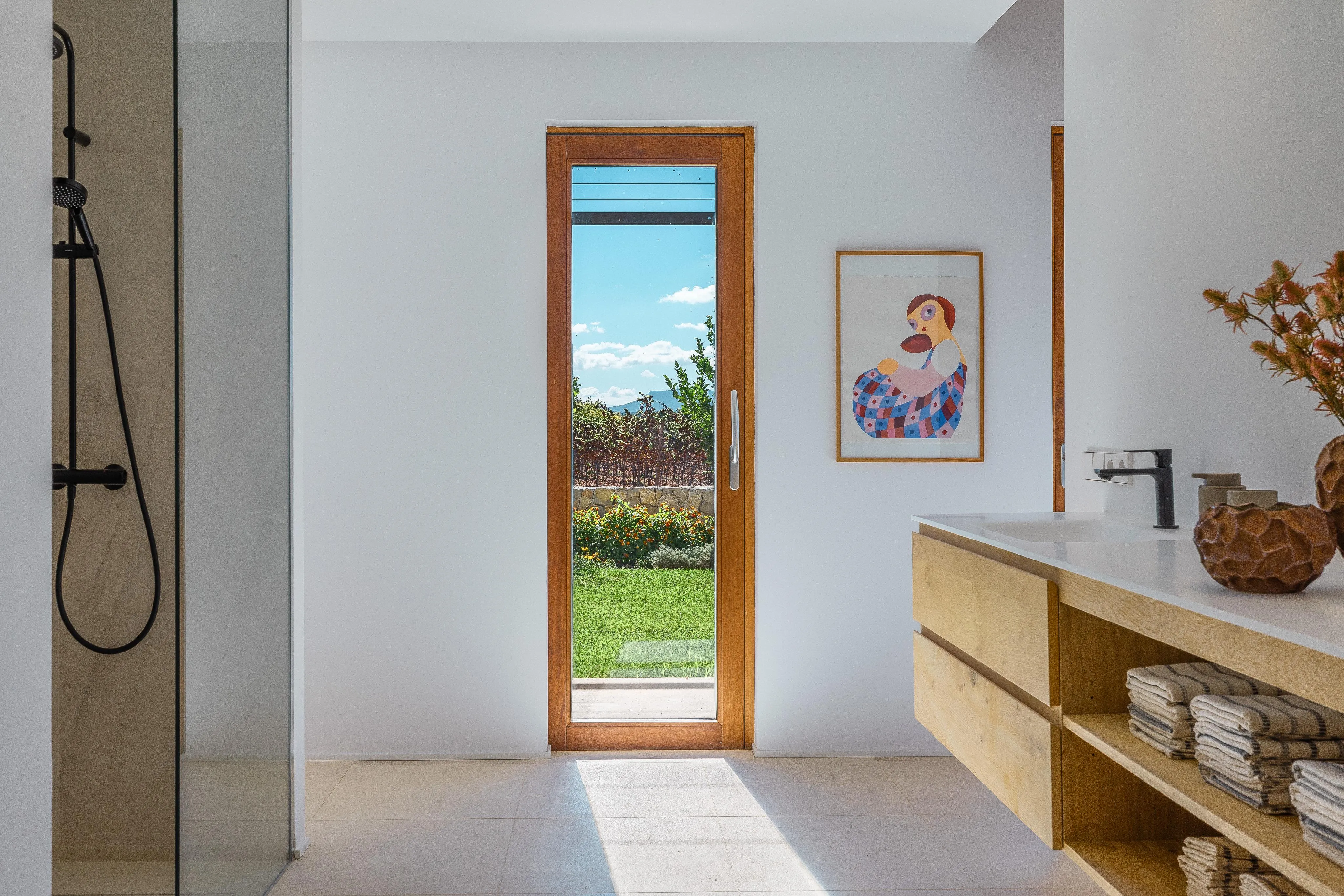 Finca arquitectónica para amantes del vino en Biniali-14