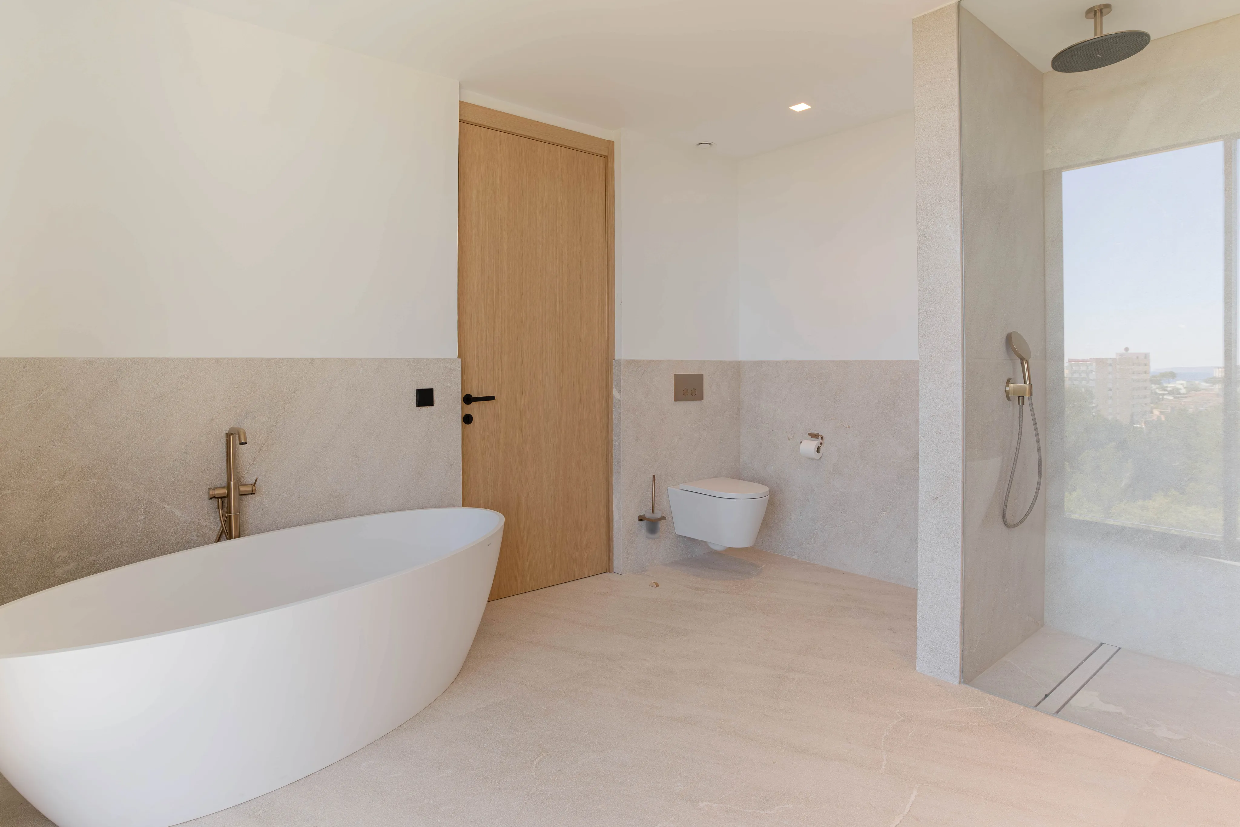 Amazing new villa with sea views-9