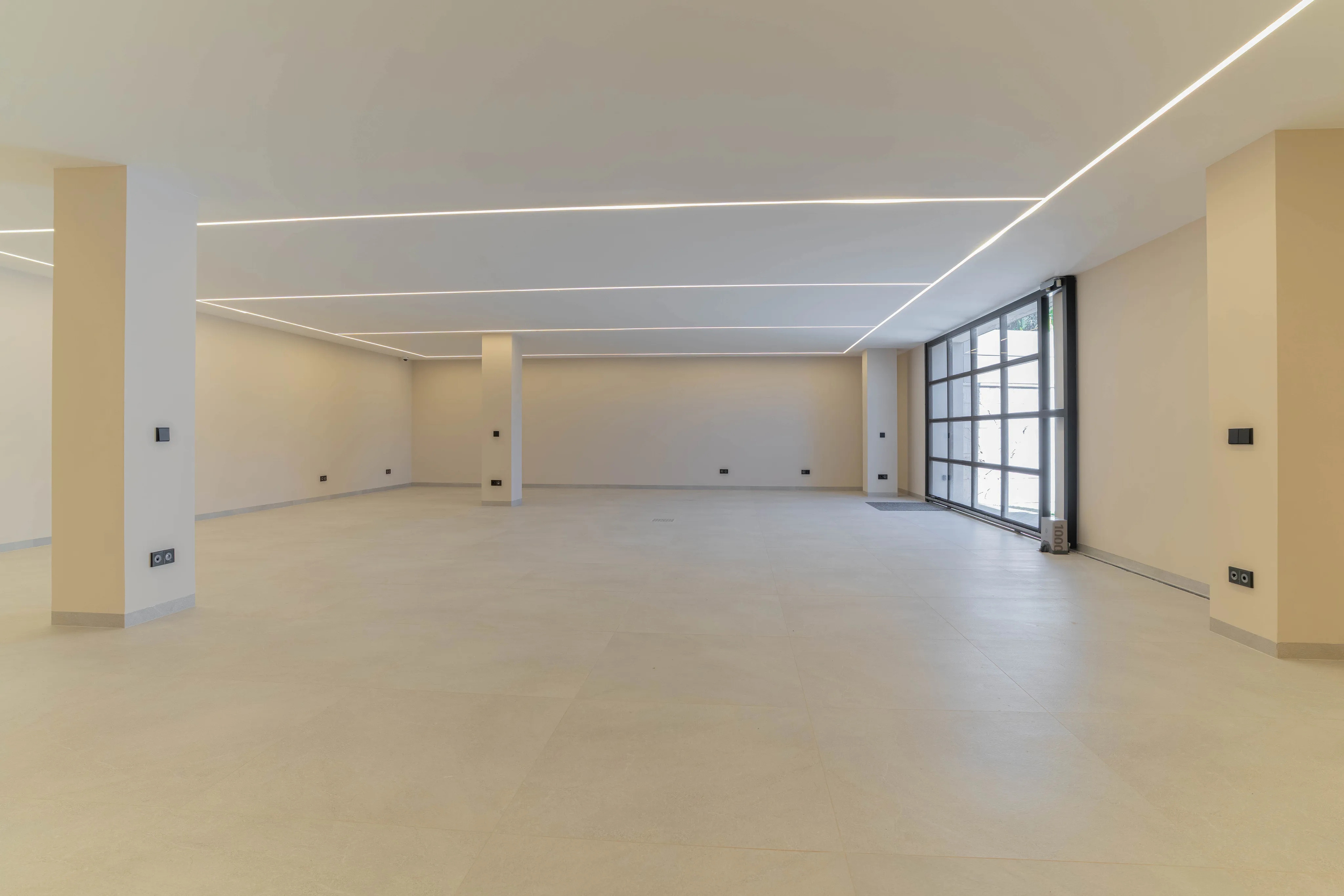 Amazing new villa with sea views-14