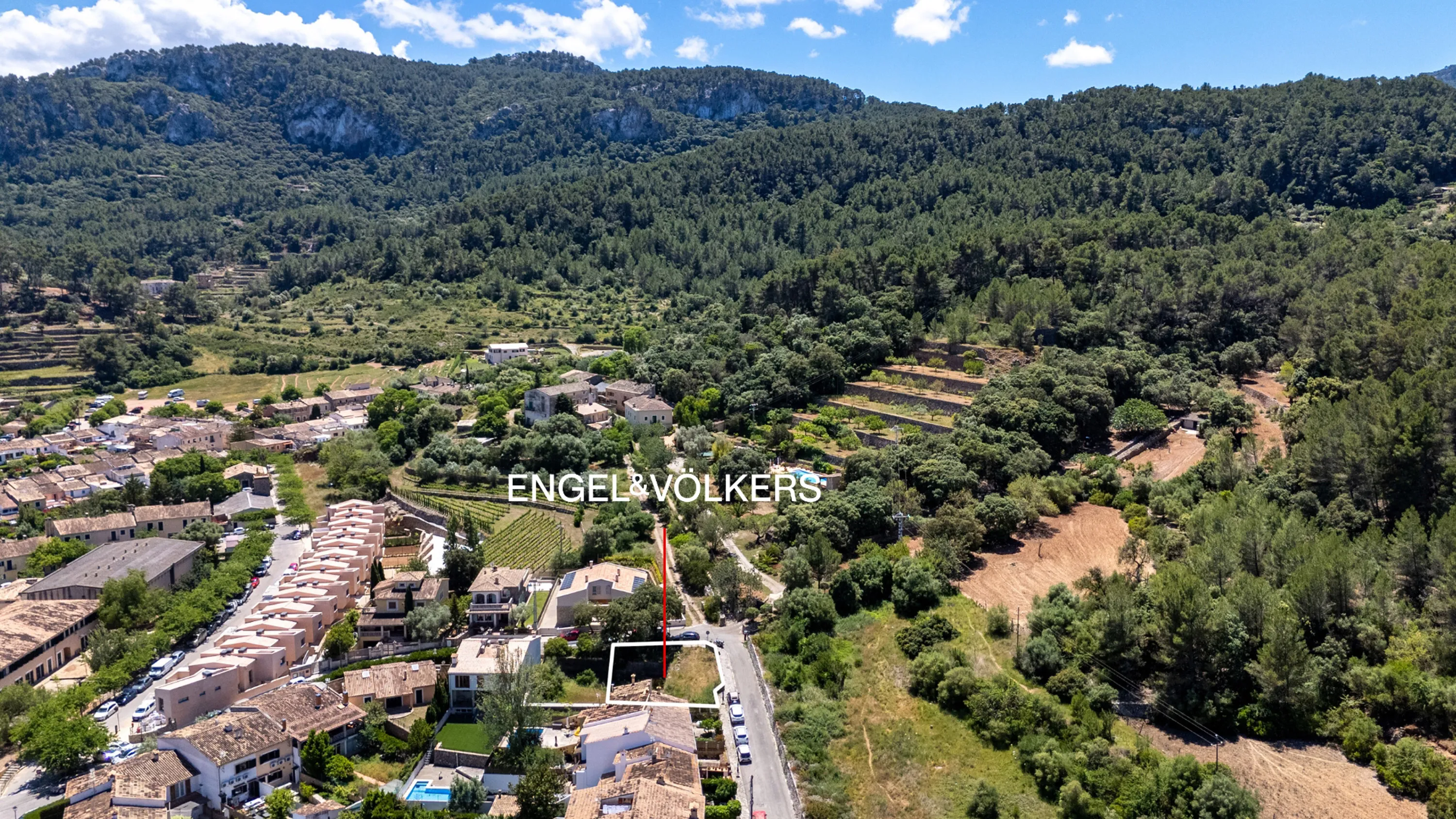 Building plot with privacy, views, and a south-facing orientation in Esporles-1