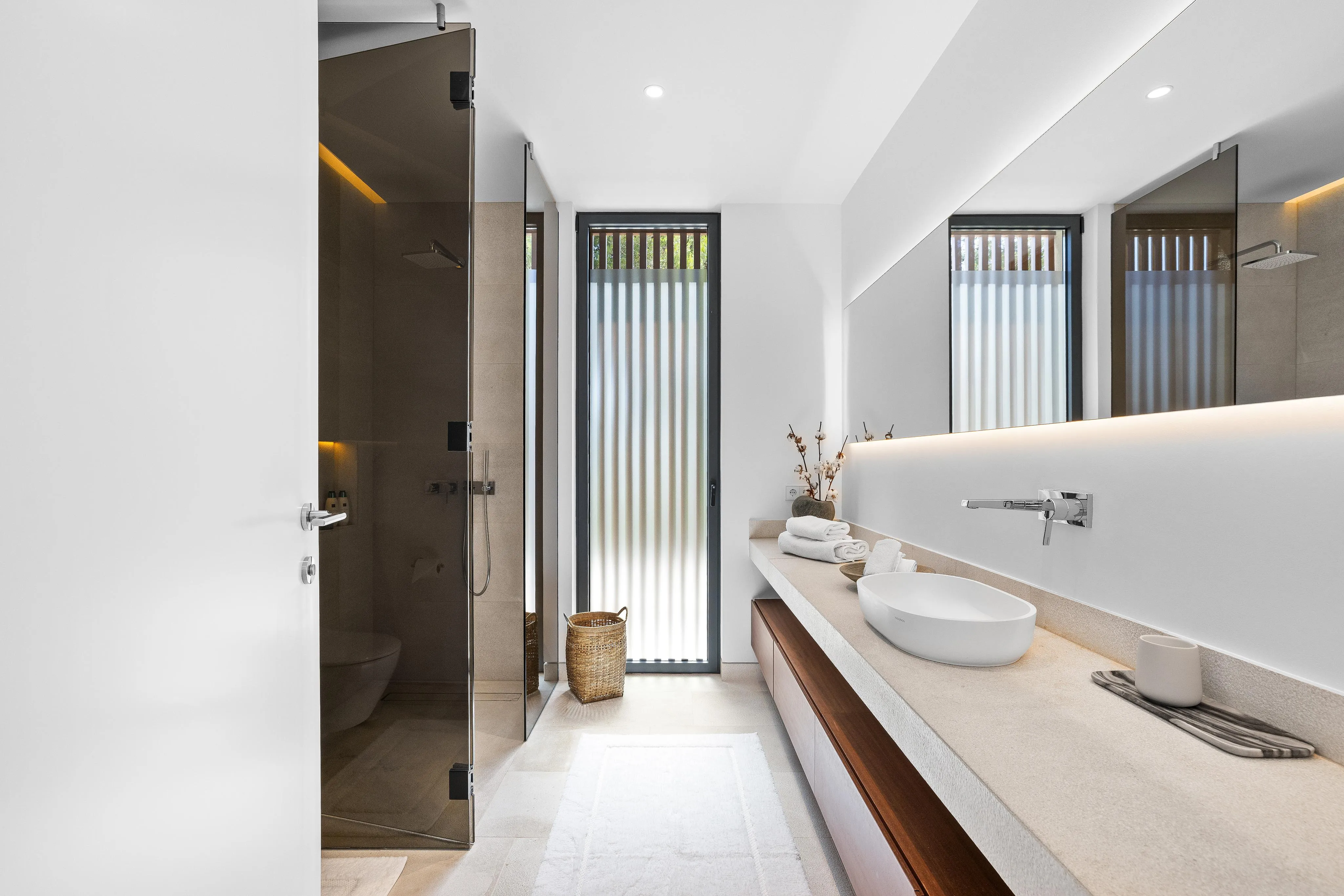 State of the art newly built villa in Nova Santa Ponsa-11