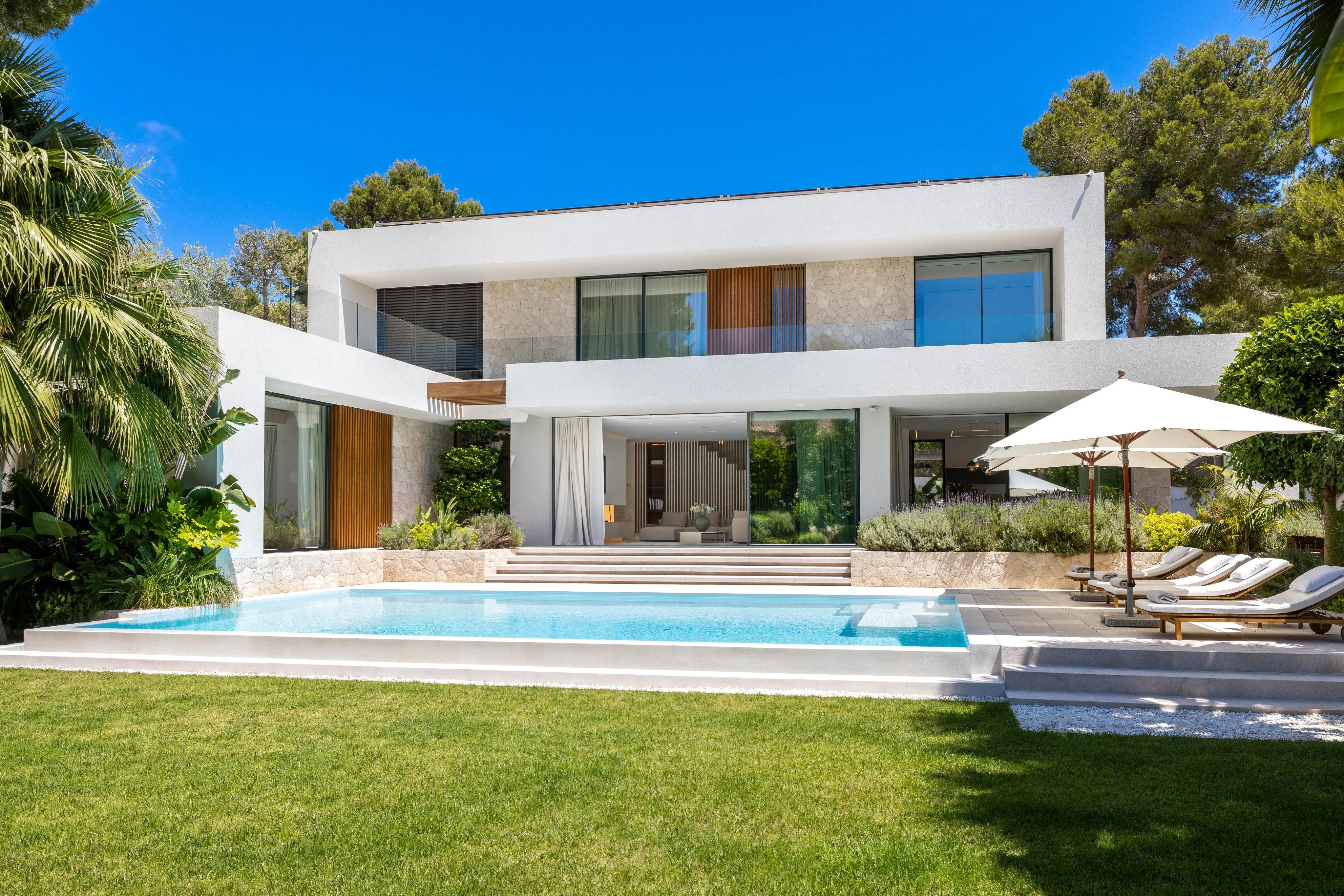 State of the art newly built villa in Nova Santa Ponsa-14