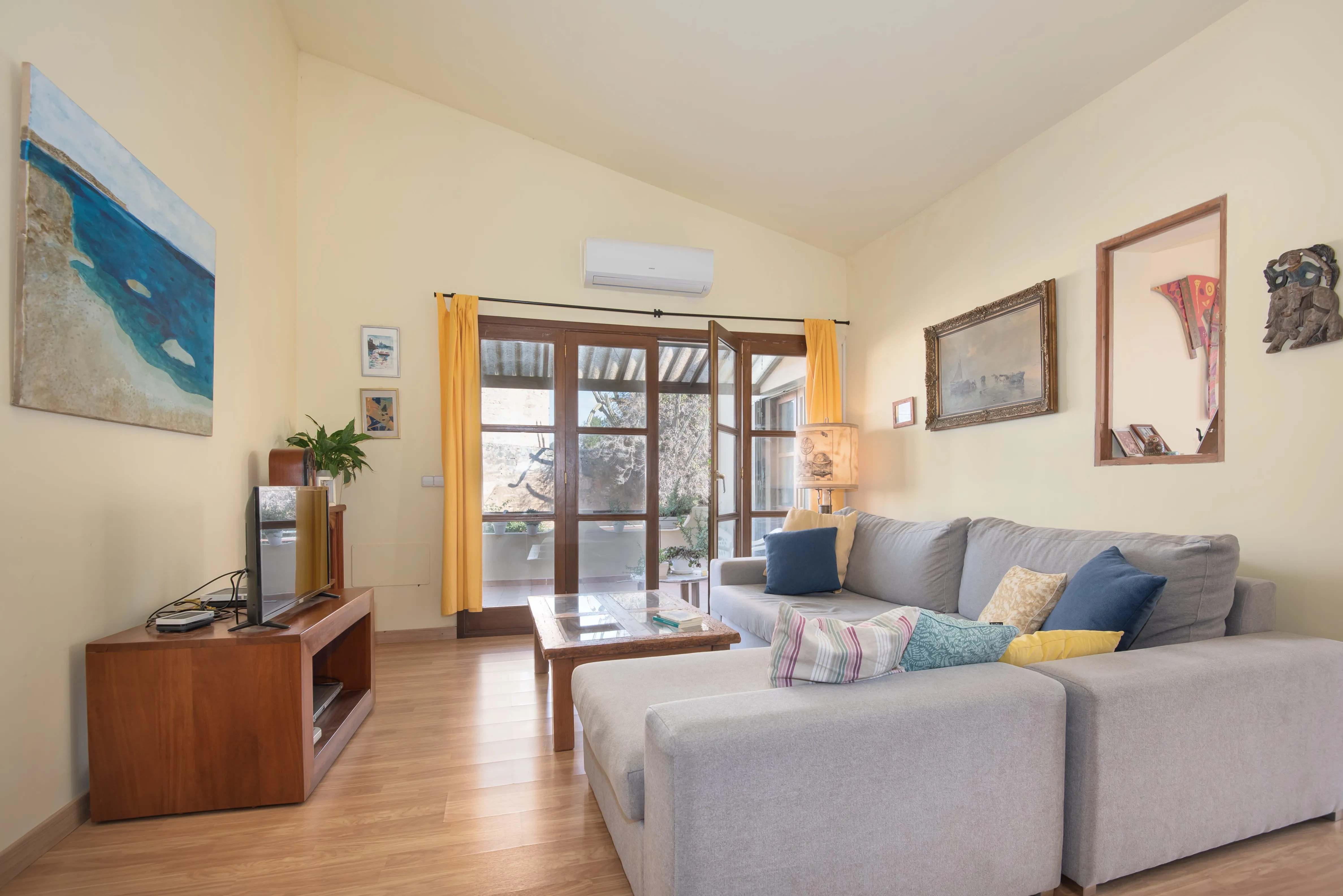 Townhouse with large garden in Llucmajor-8