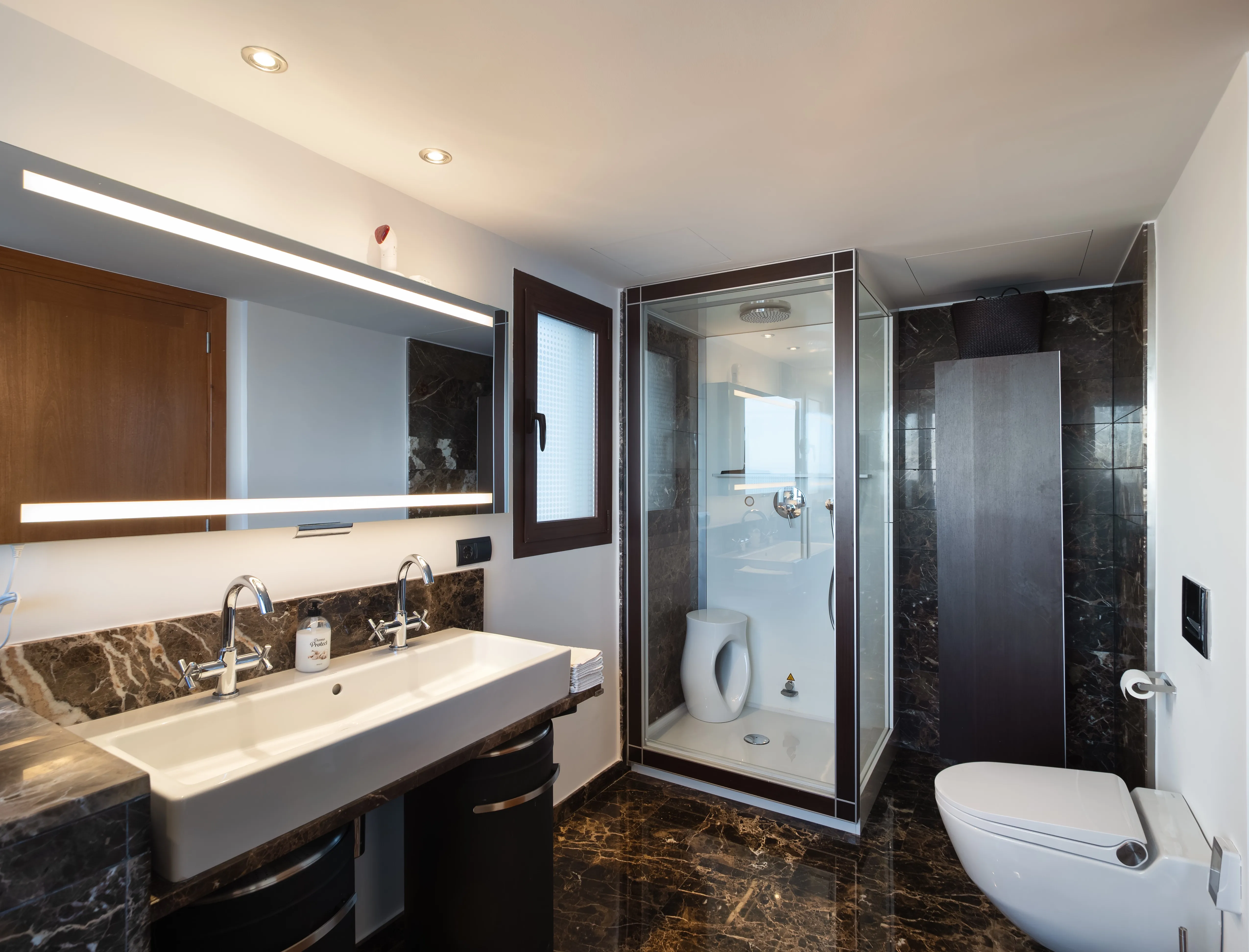 Penthouse avec vue à 360° sur la mer et le port-23