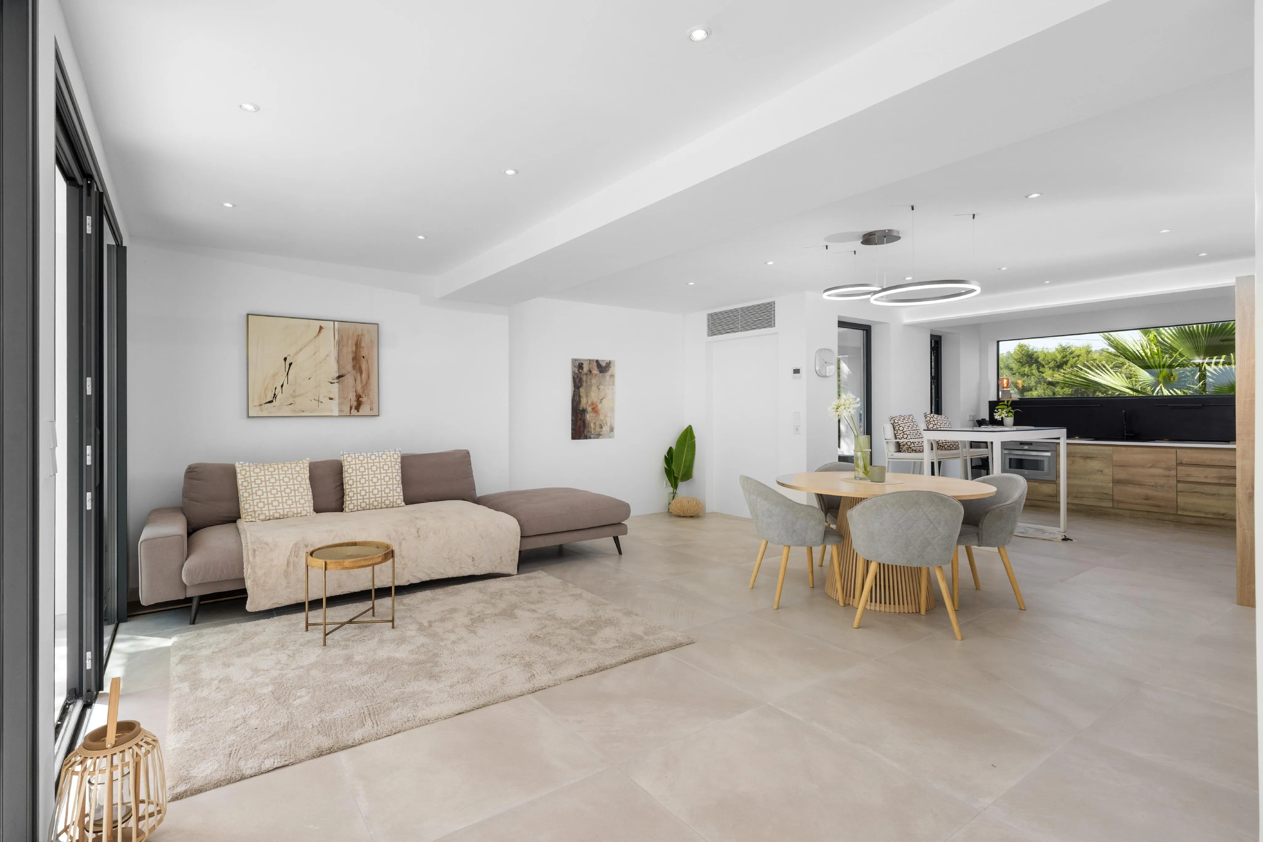 Villa moderne près de la plage de Palmanova-4