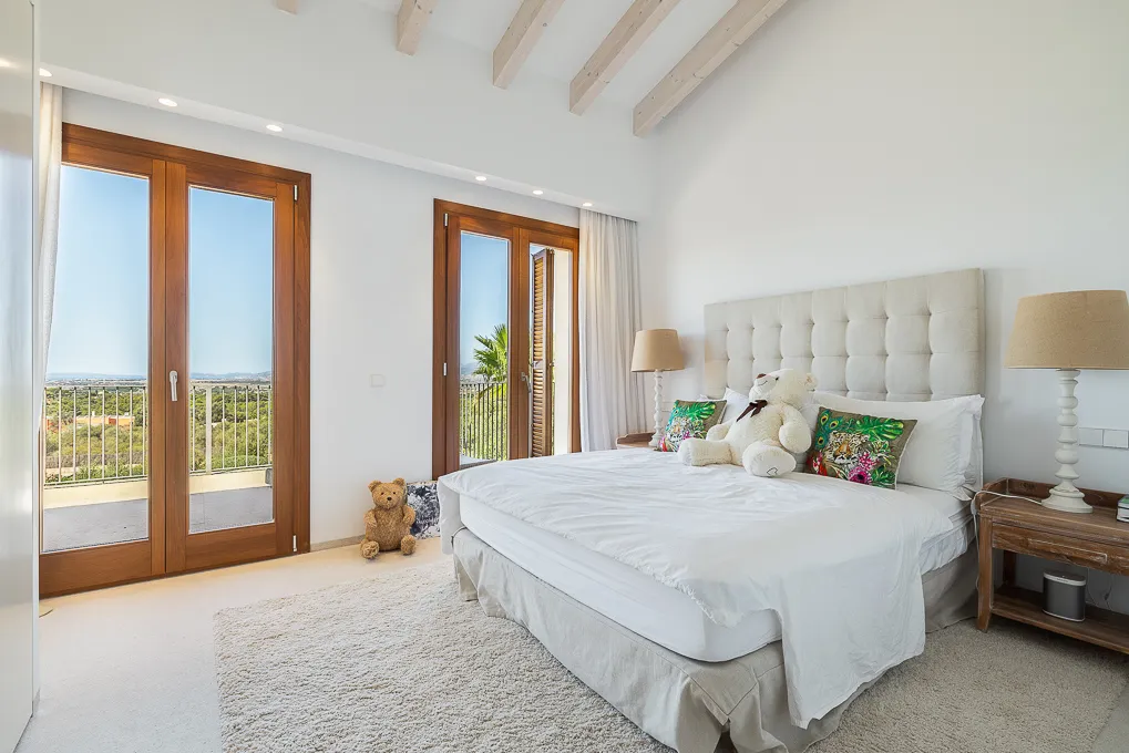 Luxury villa with panoramic views of the bay of Palma-16