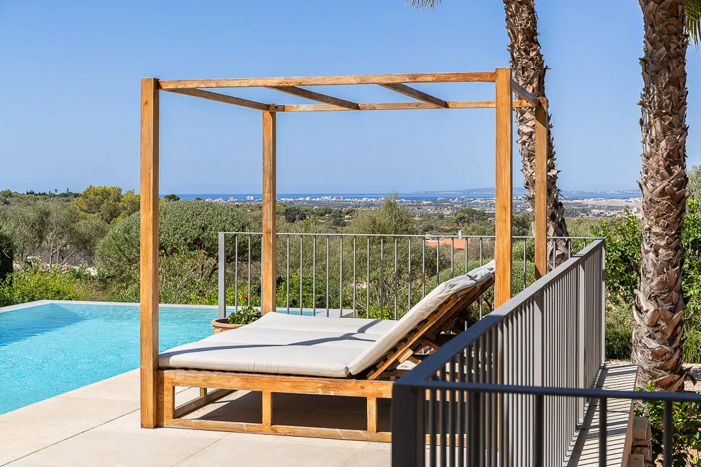 Luxury villa with panoramic views of the bay of Palma-3