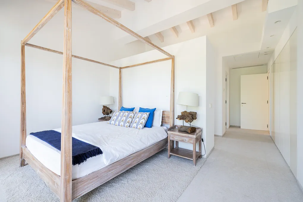 Luxury villa with panoramic views of the bay of Palma-20