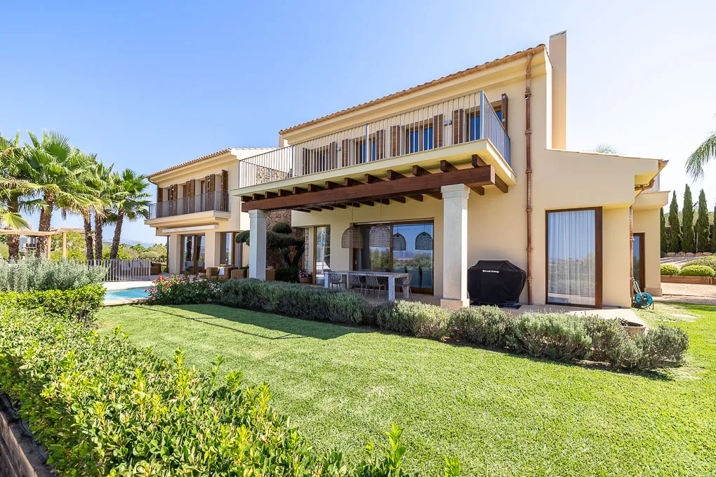 Luxury villa with panoramic views of the bay of Palma-27