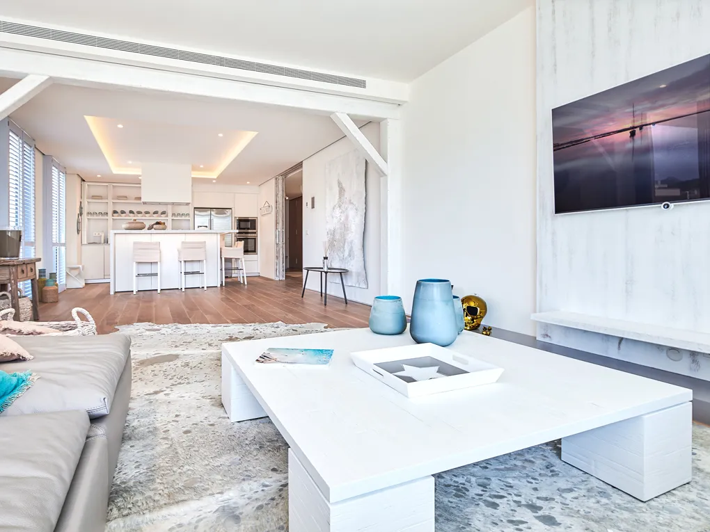 Exclusivo apartamento junto a la playa-2