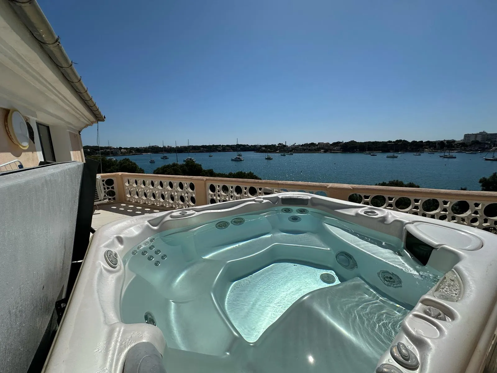 Fino a marzo: Casa a schiera sul mare con vista sul porto a Portocolom-7