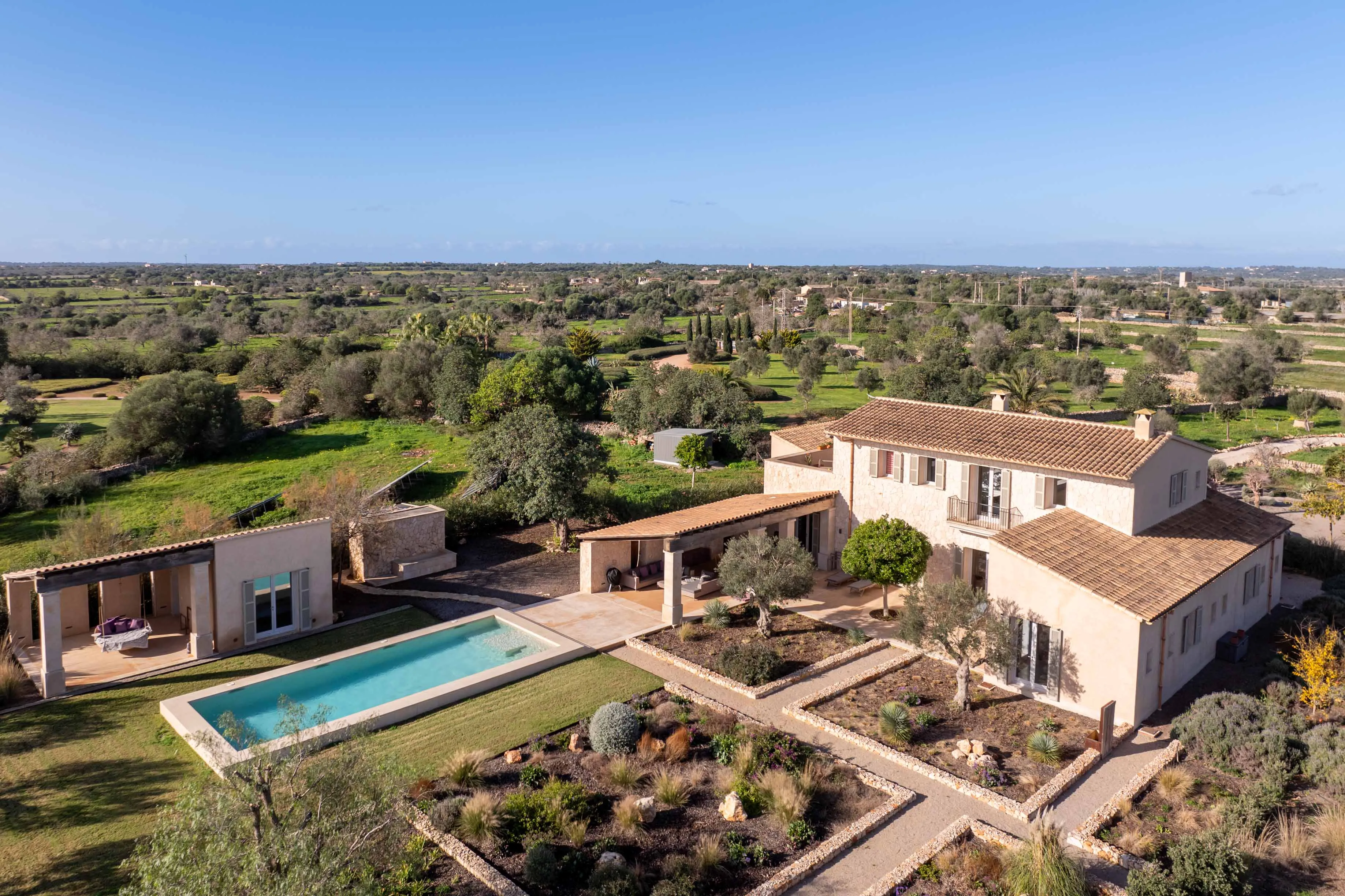 Elegance og hygge: stilfuld bolig i Santanyi-15