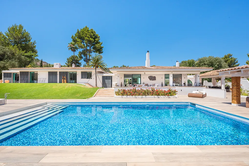 Luxury Villa in Son Vida-21