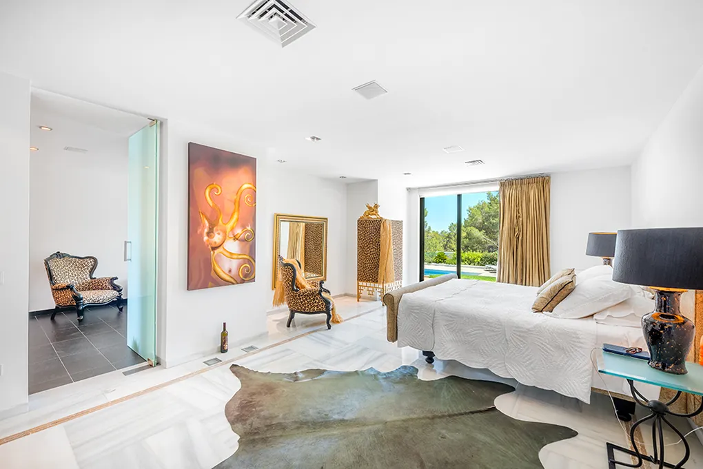 Villa de Lujo en Son Vida – Un Oasis de Privacidad y Elegancia-8