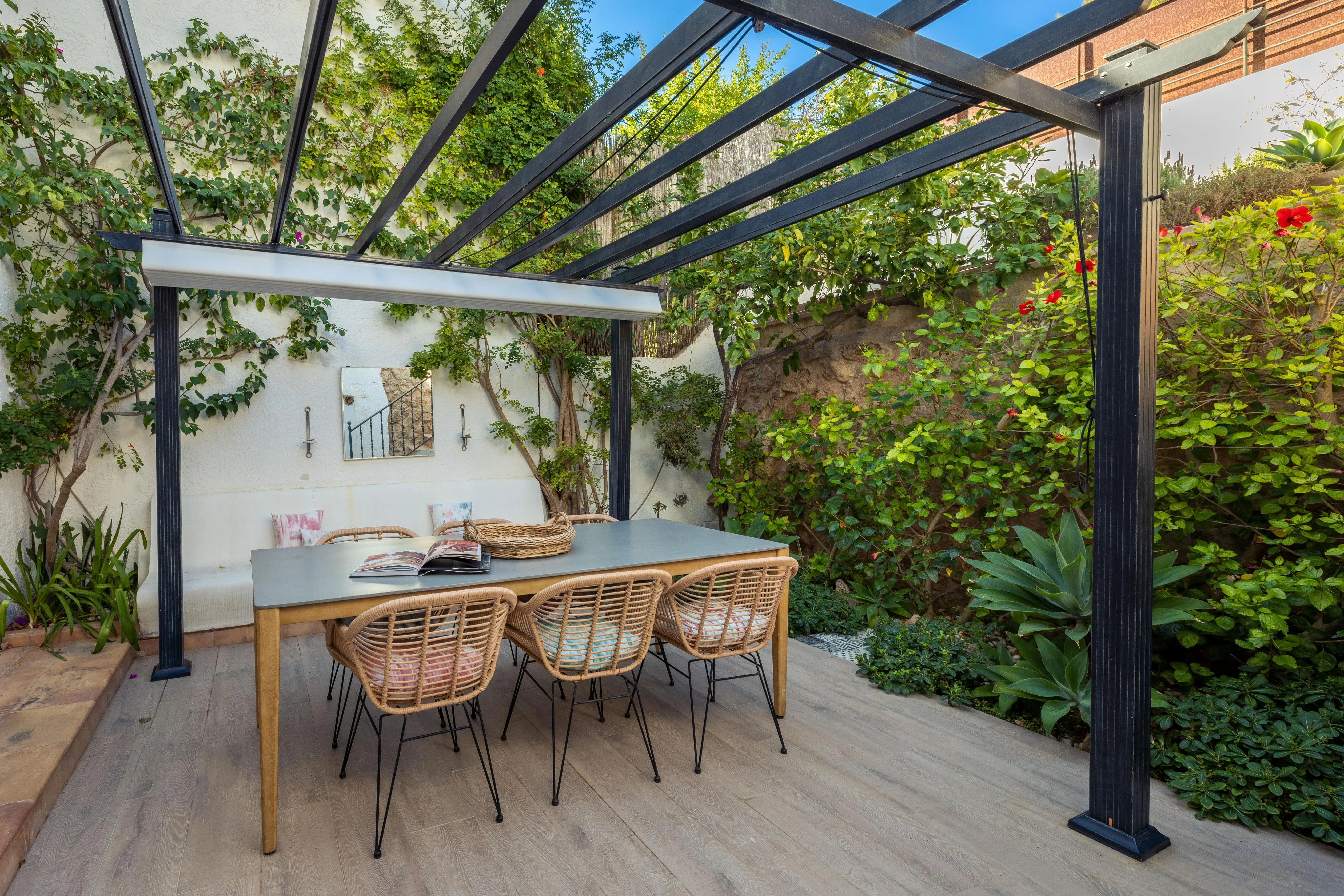 Adosado con encanto en ubicación privilegiada en Bendinat-7