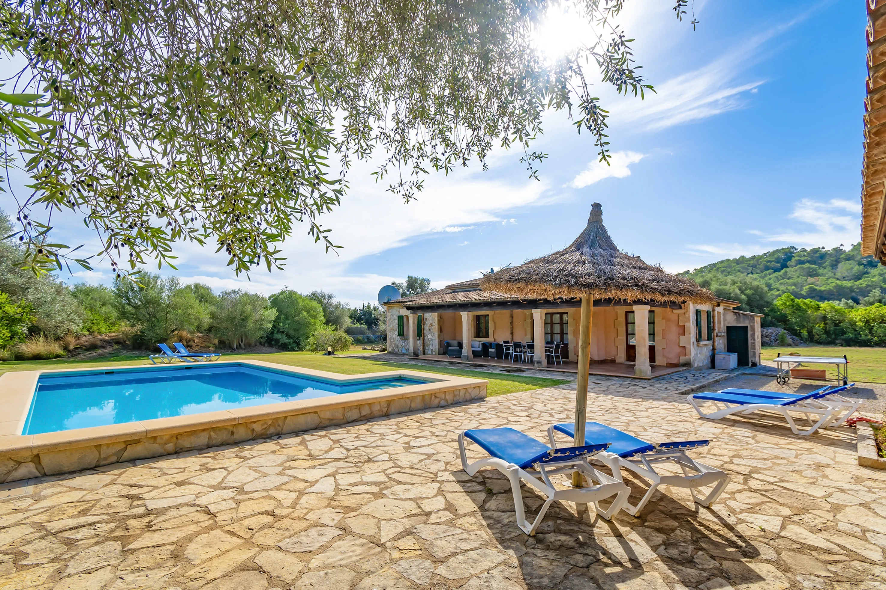 Charmigt traditionellt hus på landet i Pollensa med pool och semesterbostad med hyresrätt-6