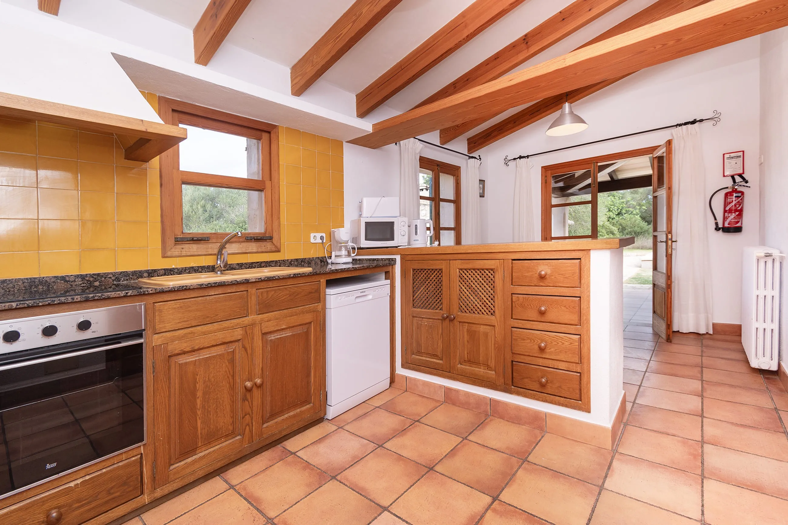 Charmigt traditionellt hus på landet i Pollensa med pool och semesterbostad med hyresrätt-10