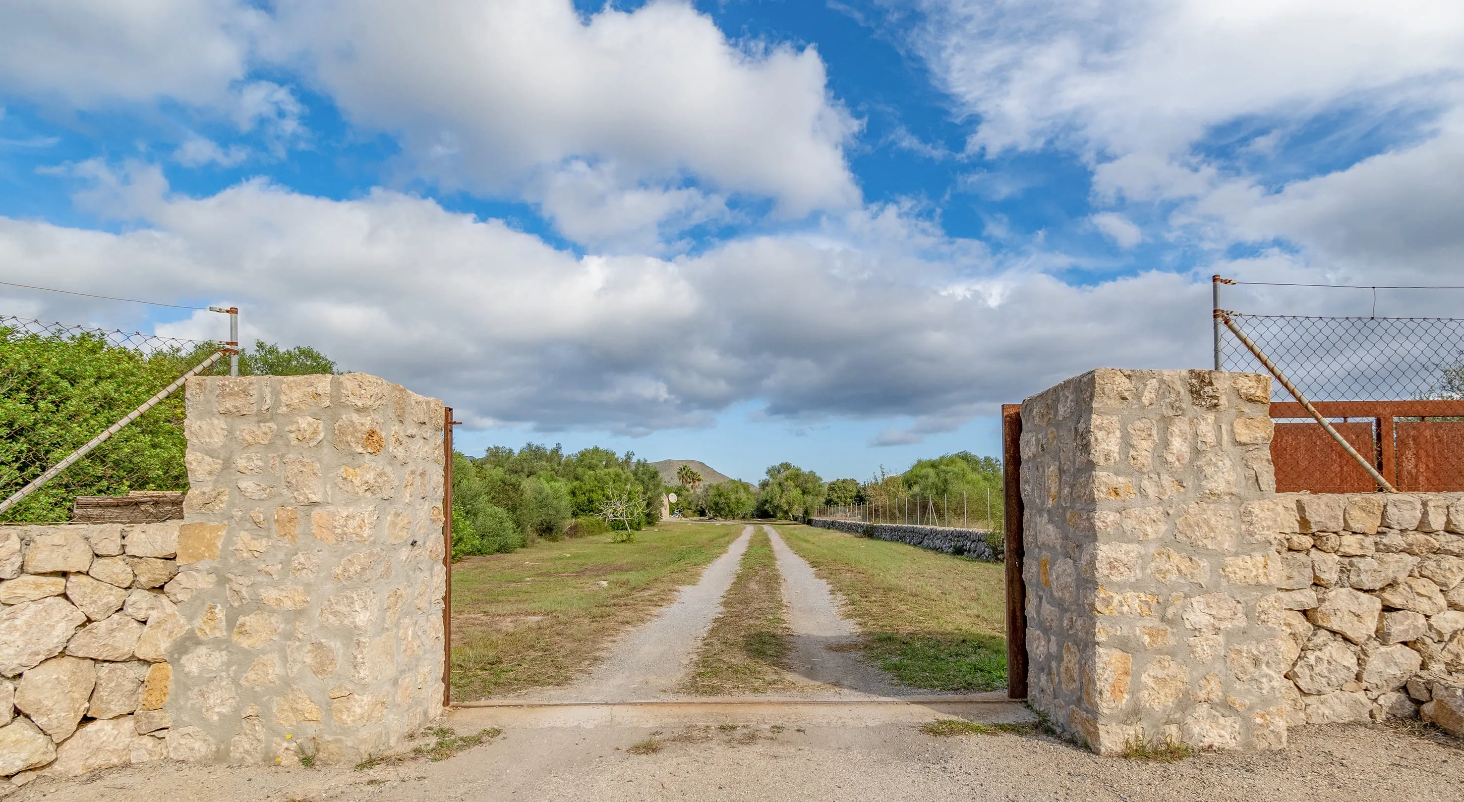 Charmigt traditionellt hus på landet i Pollensa med pool och semesterbostad med hyresrätt-17