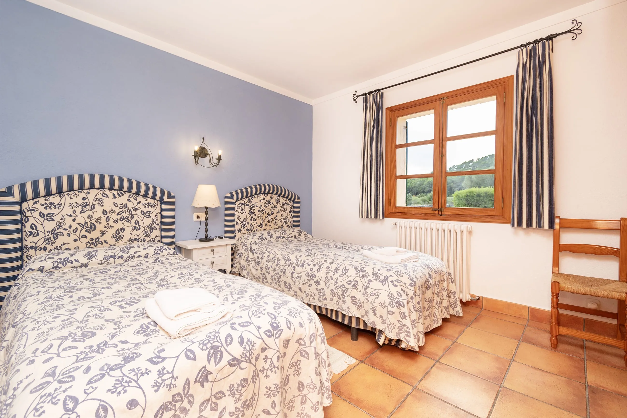 Charmigt traditionellt hus på landet i Pollensa med pool och semesterbostad med hyresrätt-14