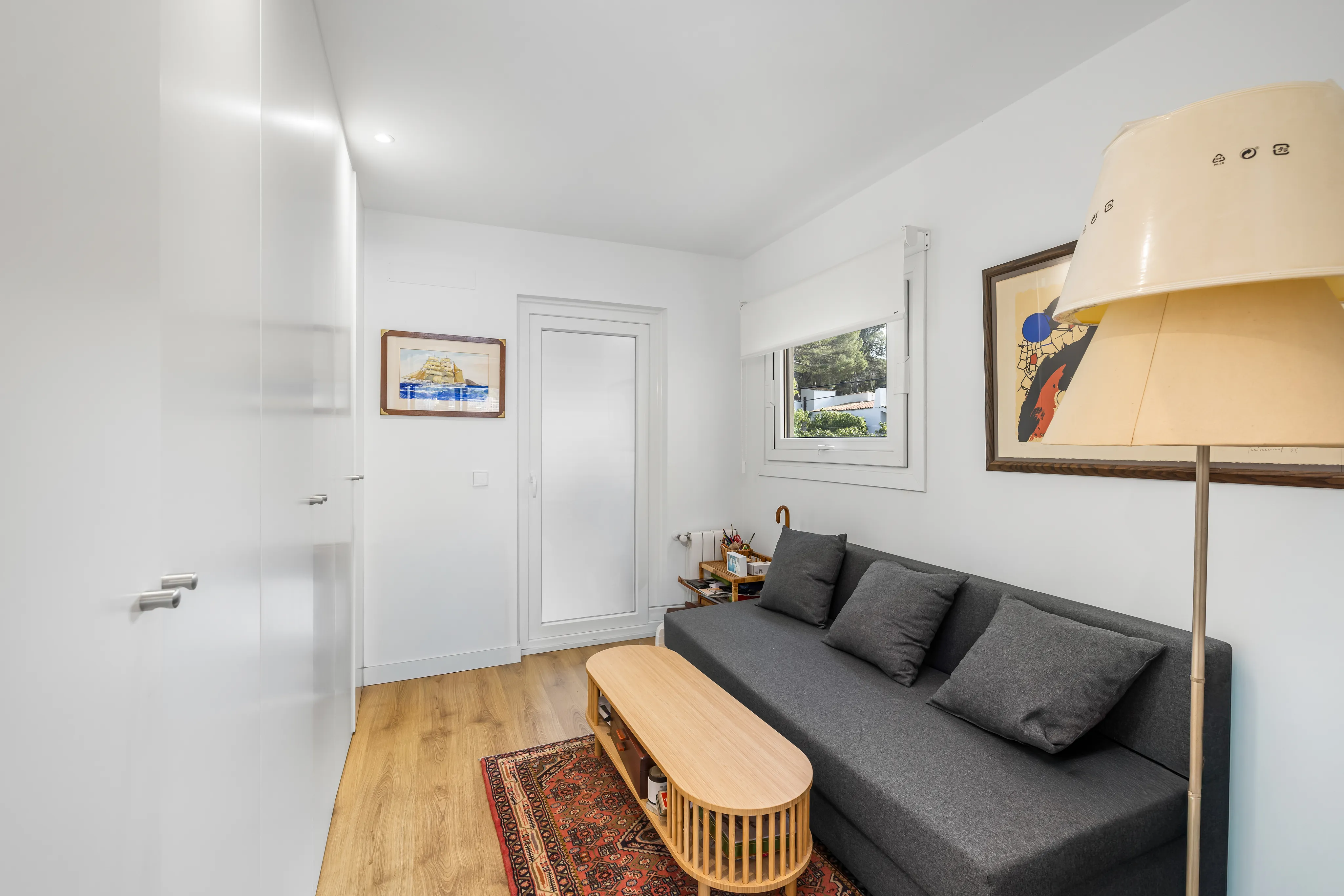 Fully renovated seafront apartment in Santa Ponsa-13