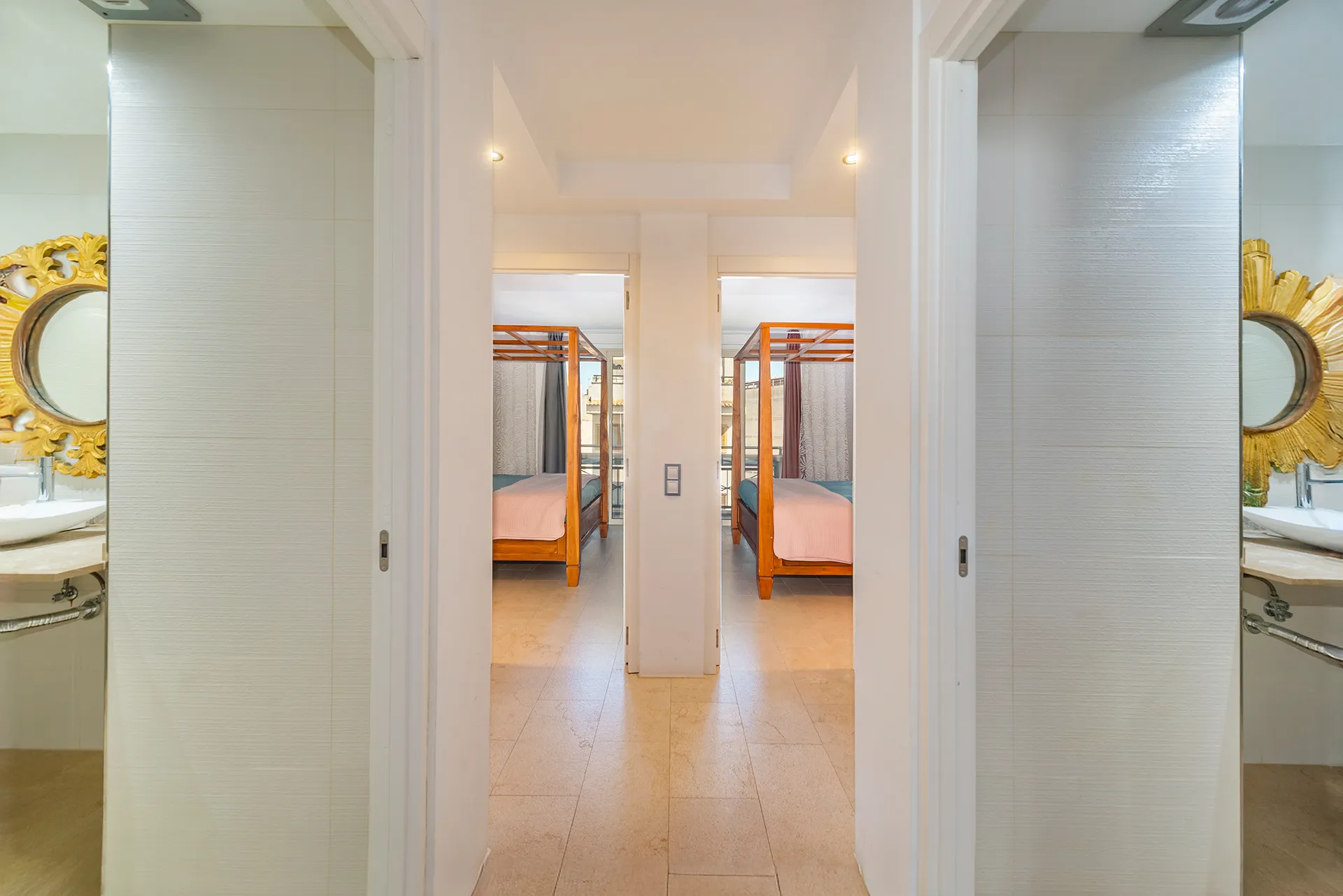 Stilfuldt byhus i hjertet af Puerto Alcúdia - med ferielicens, tagterrasse og attraktivt afkast-7