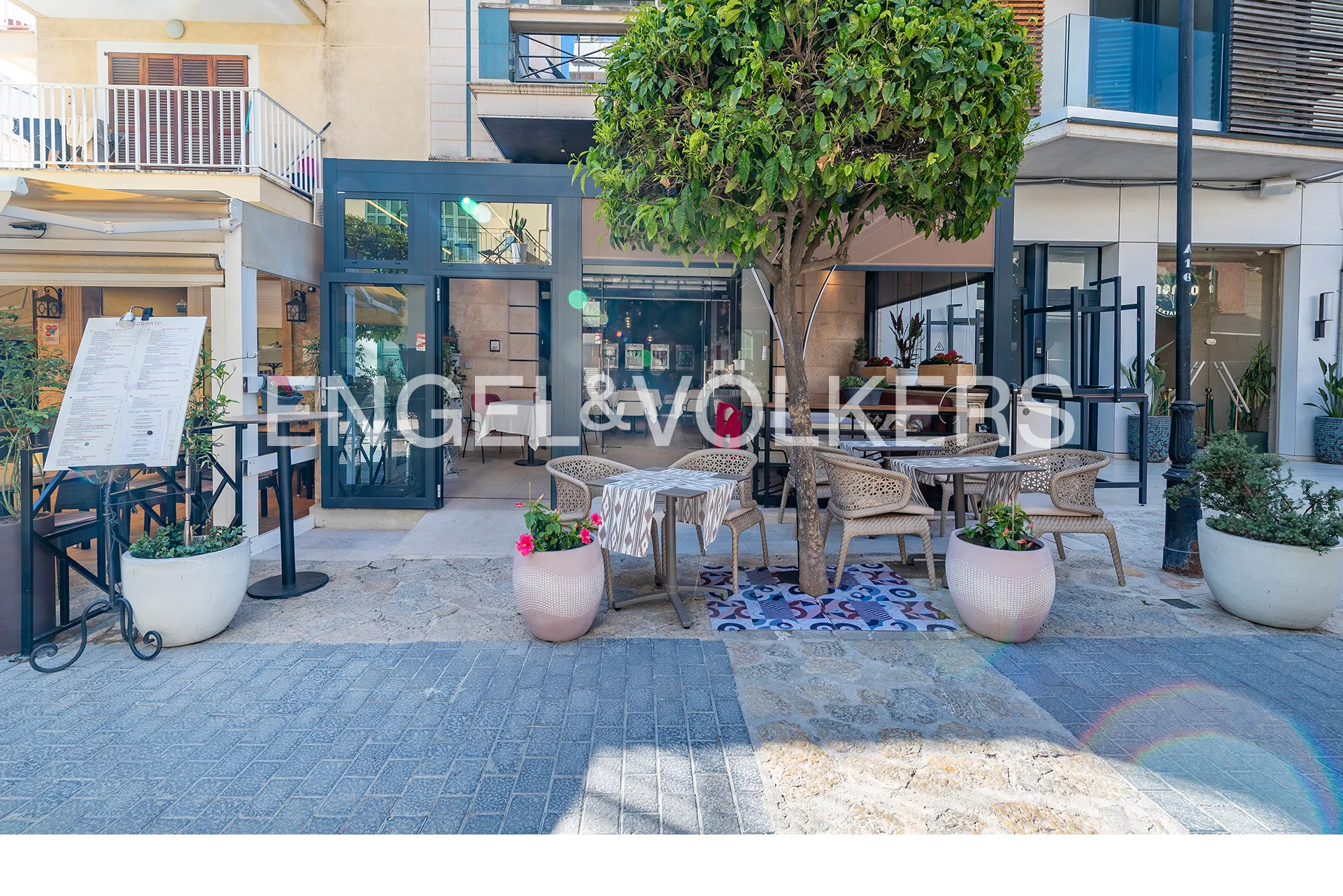 Stilfuldt byhus i hjertet af Puerto Alcúdia - med ferielicens, tagterrasse og attraktivt afkast-19