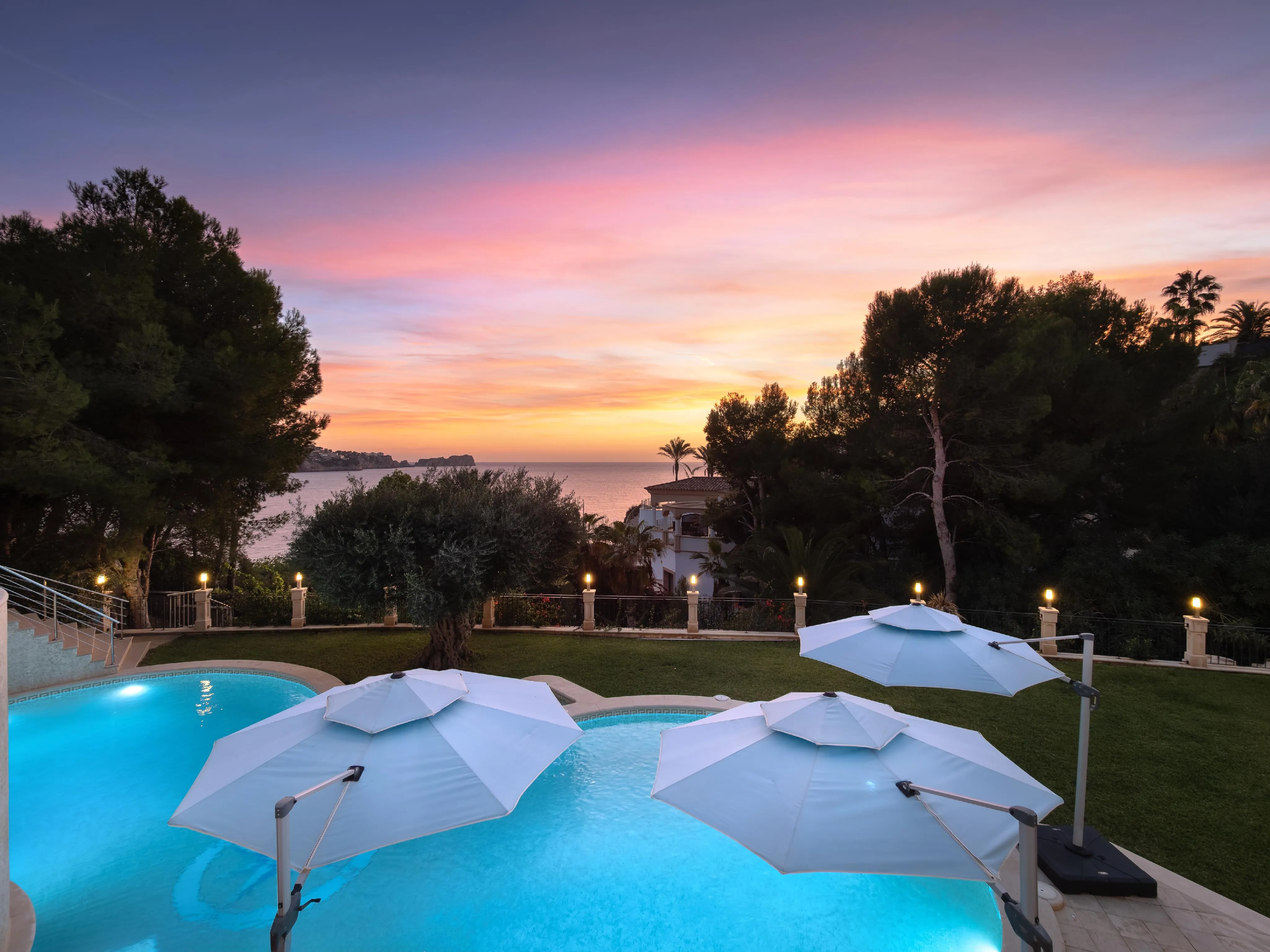 Luxury villa right by the sea – Mediterranean property in Costa de la Calma-16